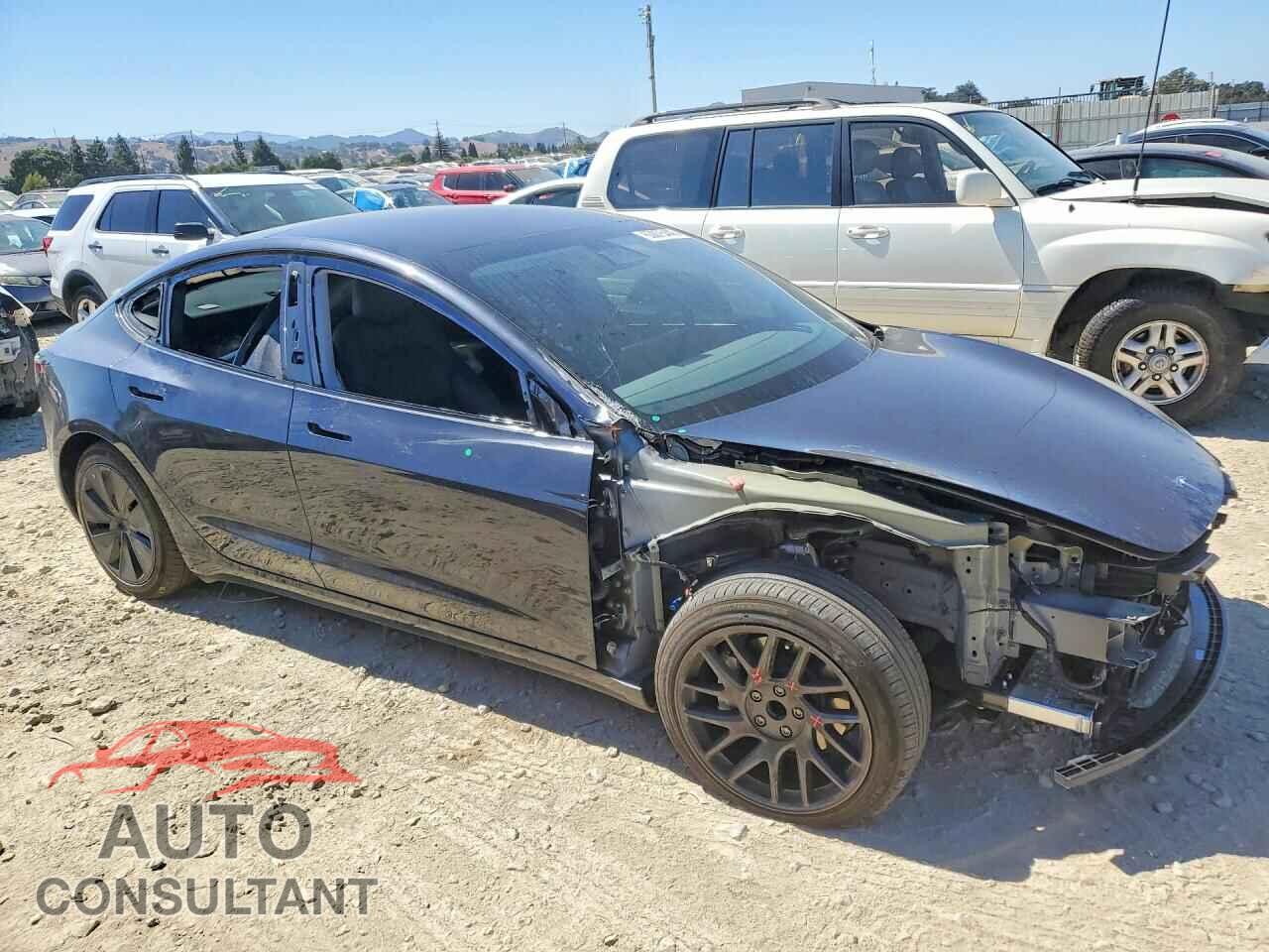 TESLA MODEL 3 2025 - 5YJ3E1EA3SF950959