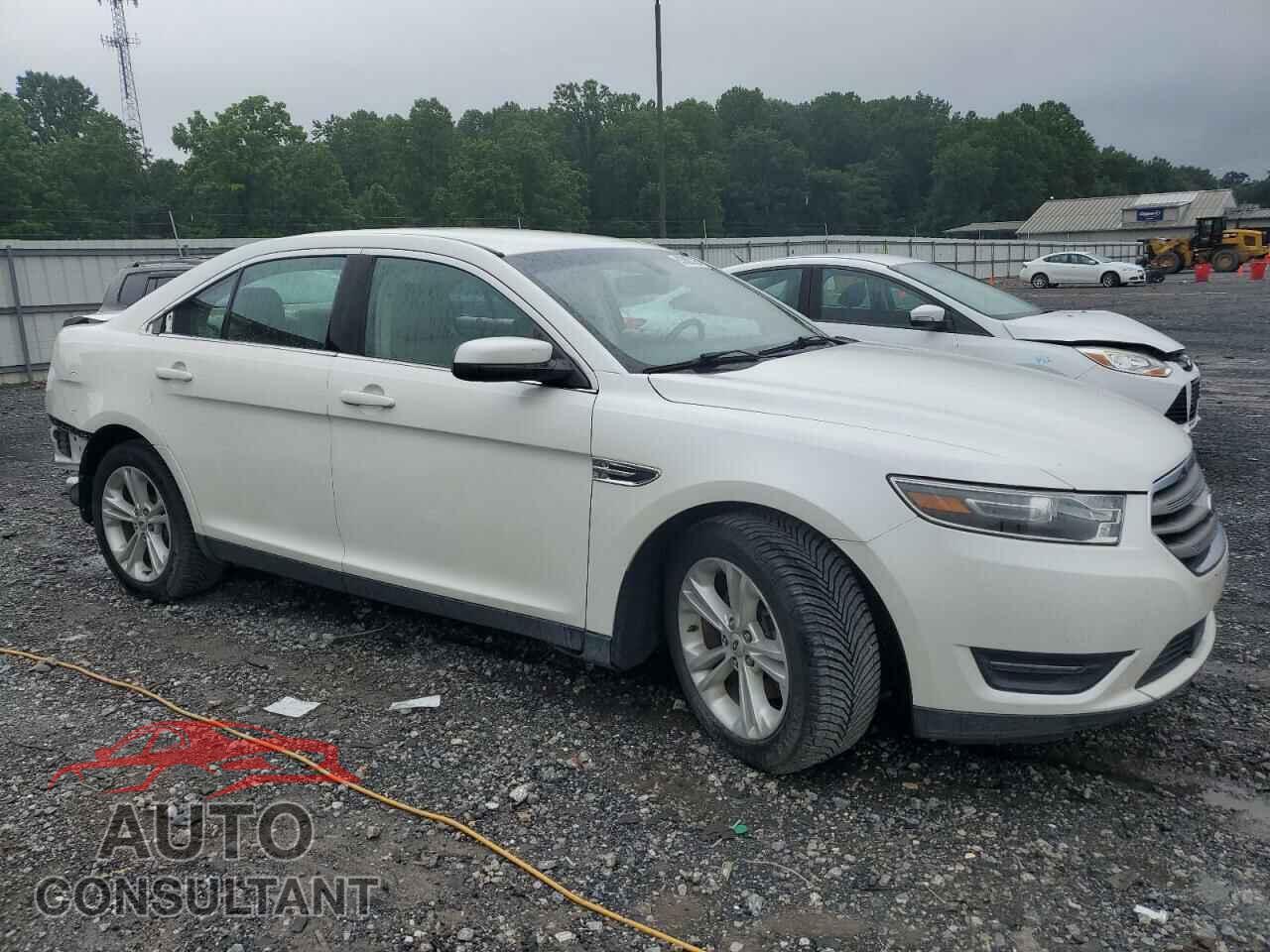 FORD TAURUS 2014 - 1FAHP2E83EG181477