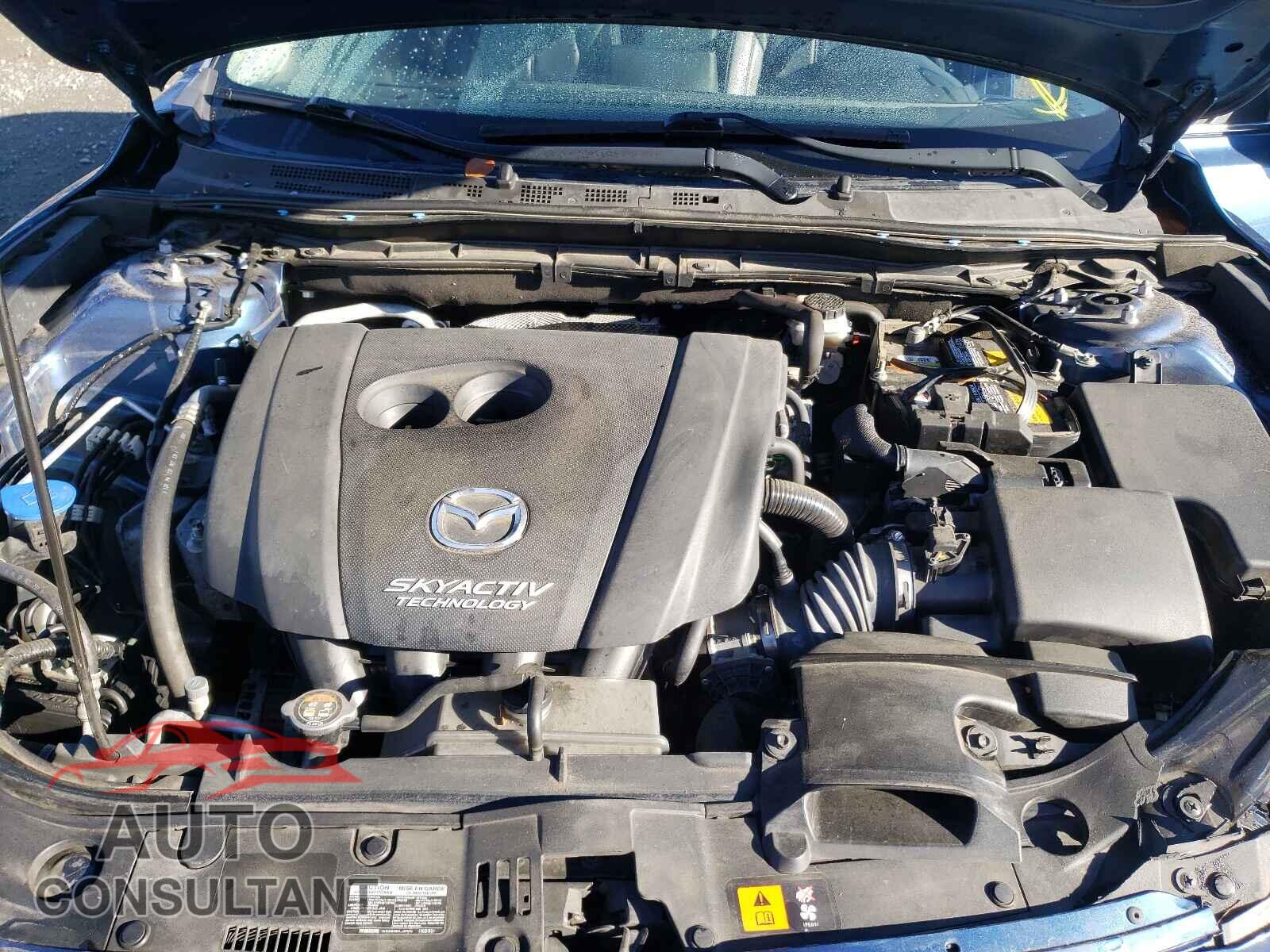 MAZDA 3 2017 - 3MZBN1L37HM157696