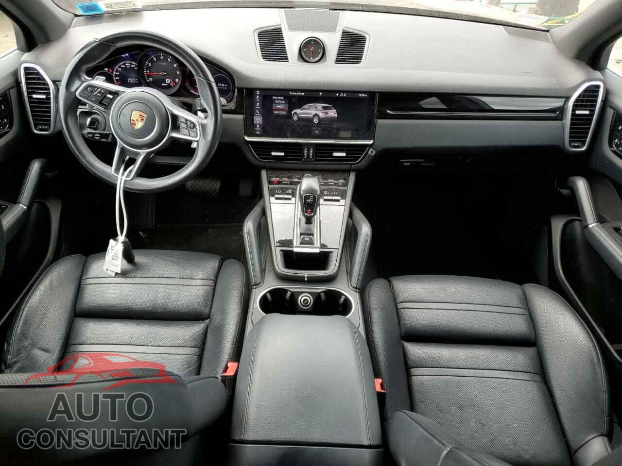 PORSCHE CAYENNE 2019 - WP1AA2AY4KDA17038