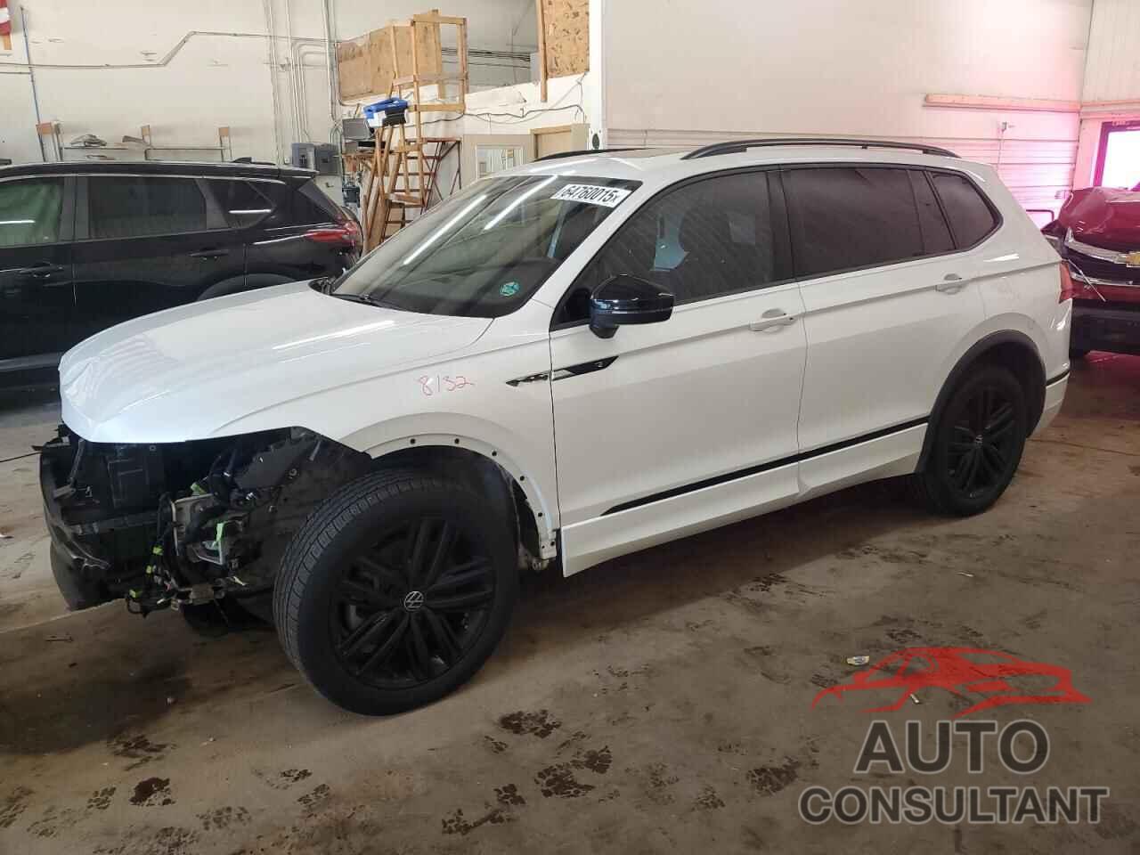 VOLKSWAGEN TIGUAN 2022 - 3VV8B7AX7NM123981