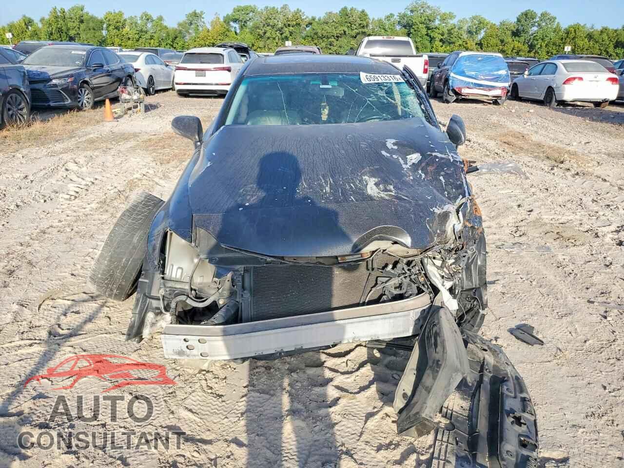 LEXUS IS 2010 - JTHBF5C29A5124076