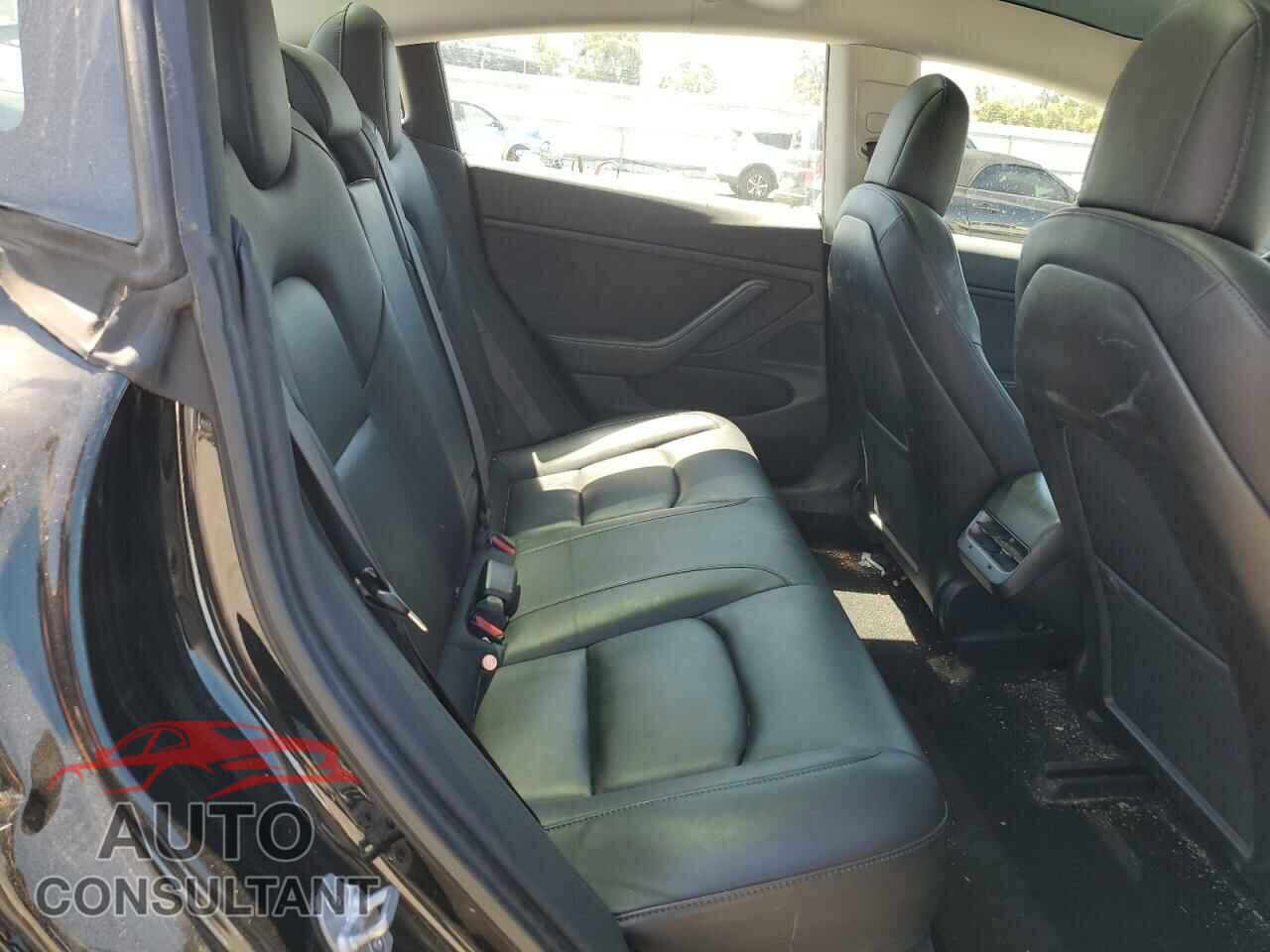 TESLA MODEL 3 2018 - 5YJ3E1EB9JF073286