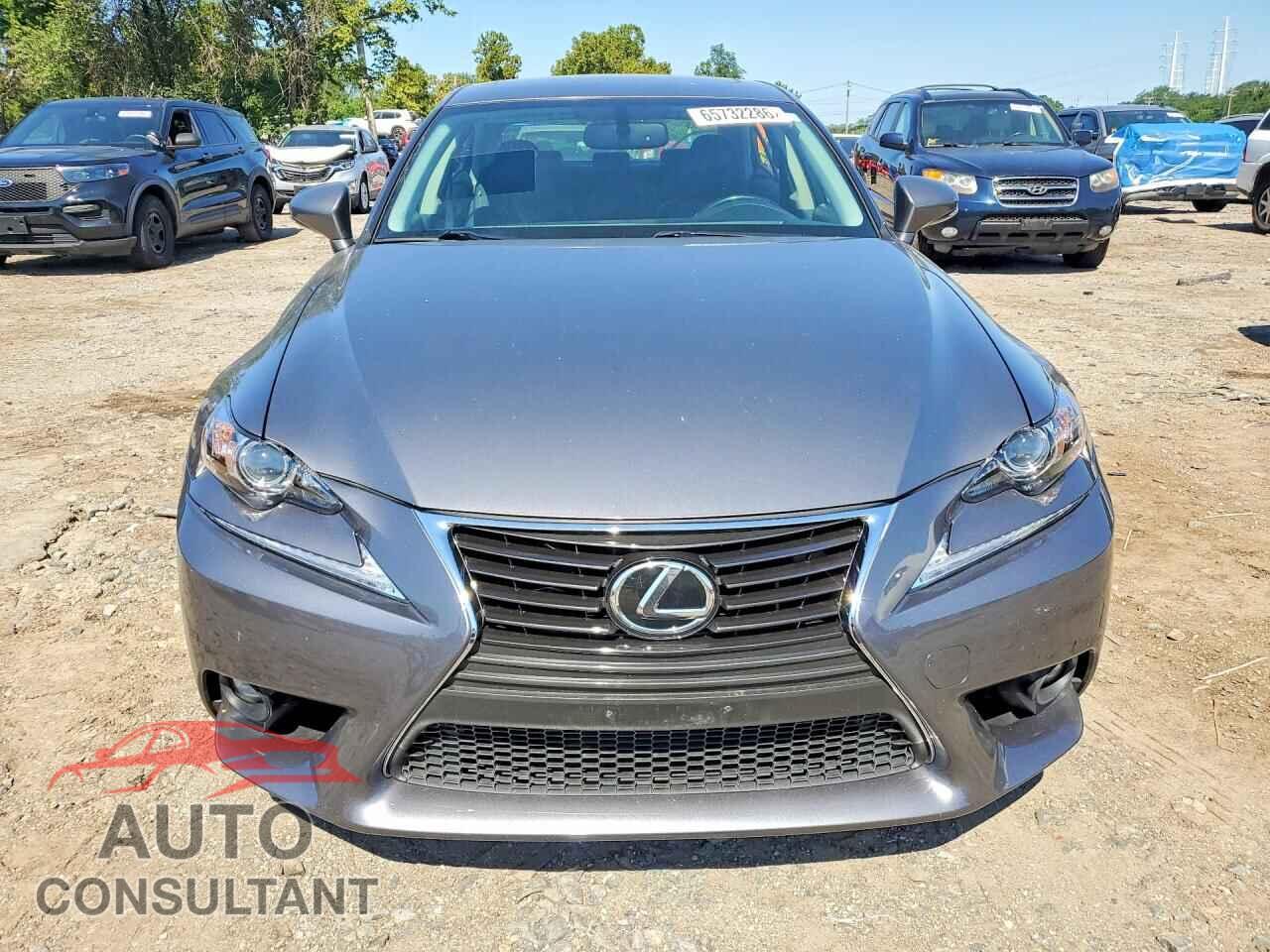 LEXUS IS 2016 - JTHBA1D22G5010127