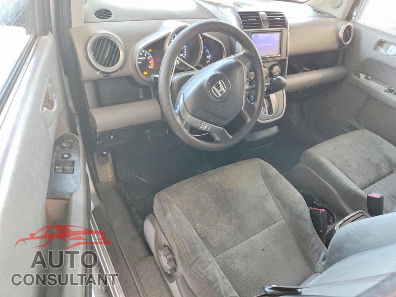 HONDA ELEMENT 2011 - 5J6YH2H76BL000718