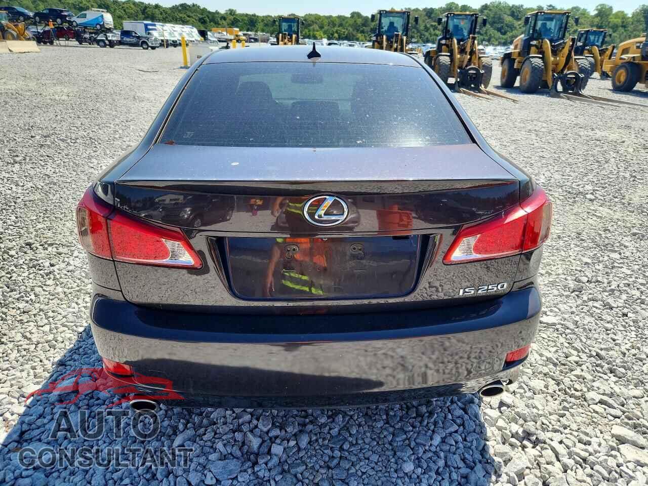 LEXUS IS 2012 - JTHBF5C28C5176642