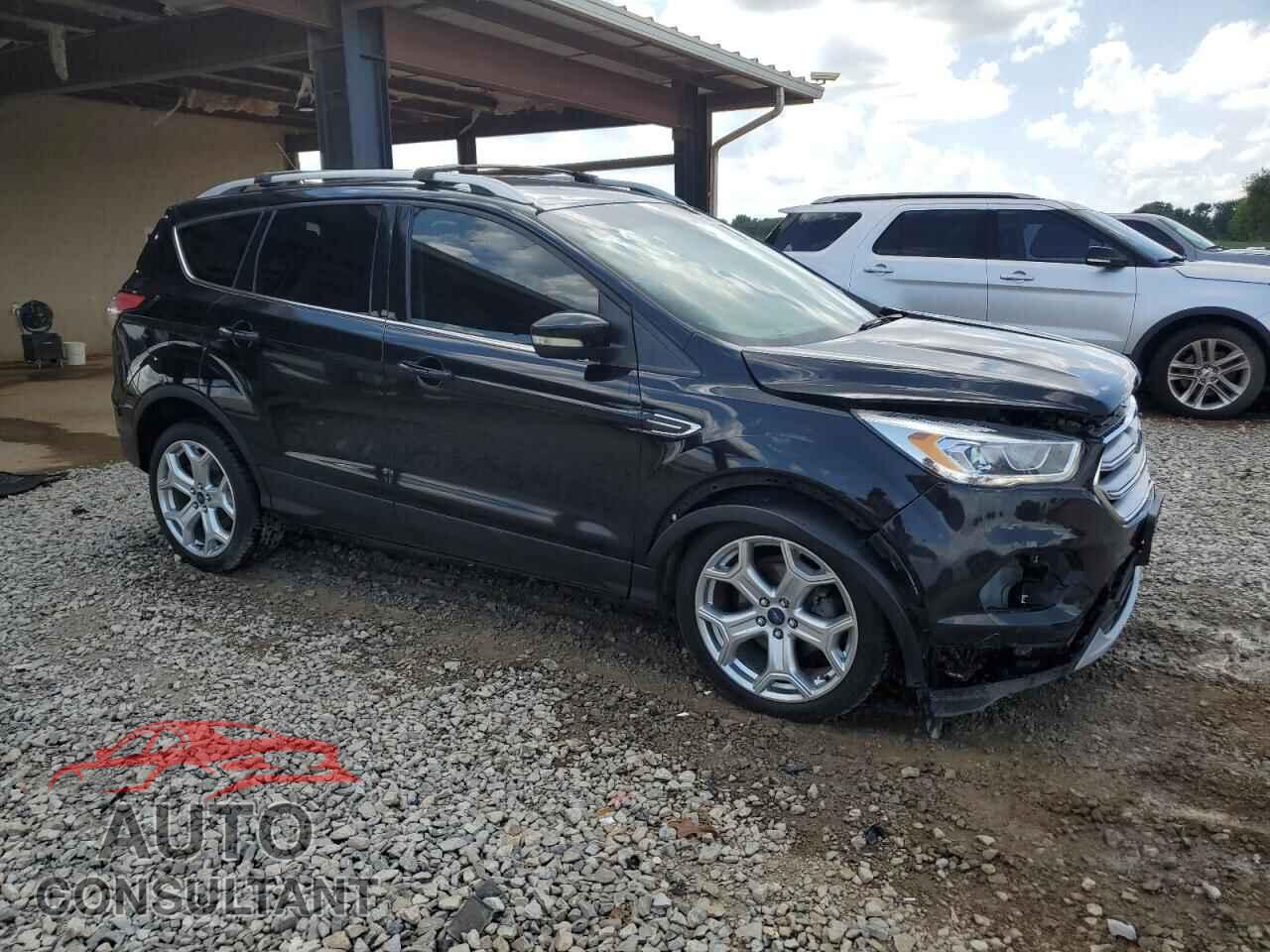 FORD ESCAPE 2017 - 1FMCU0JD4HUB64788