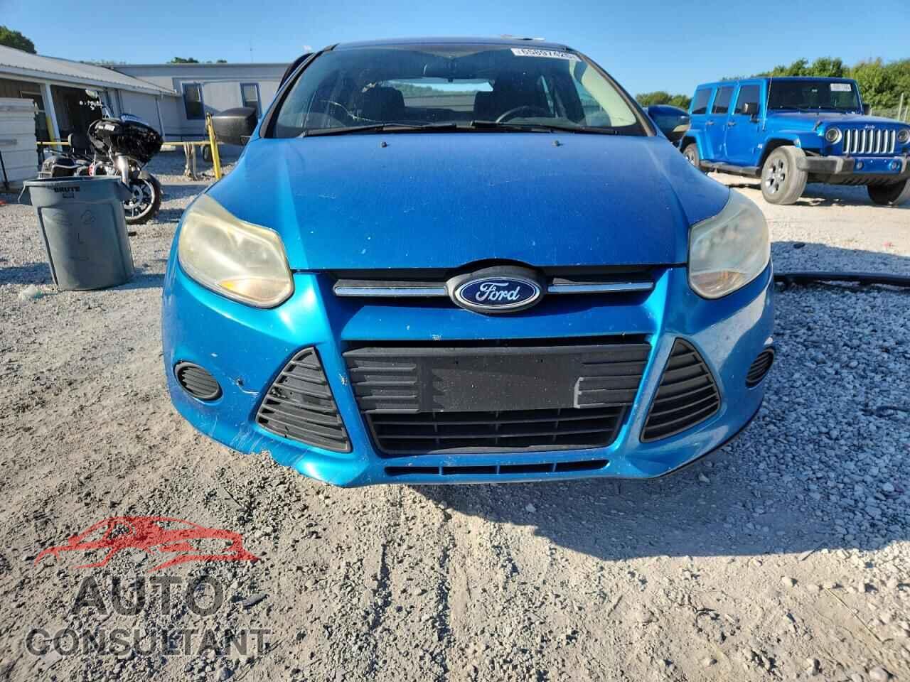 FORD FOCUS 2014 - 1FADP3F25EL142055
