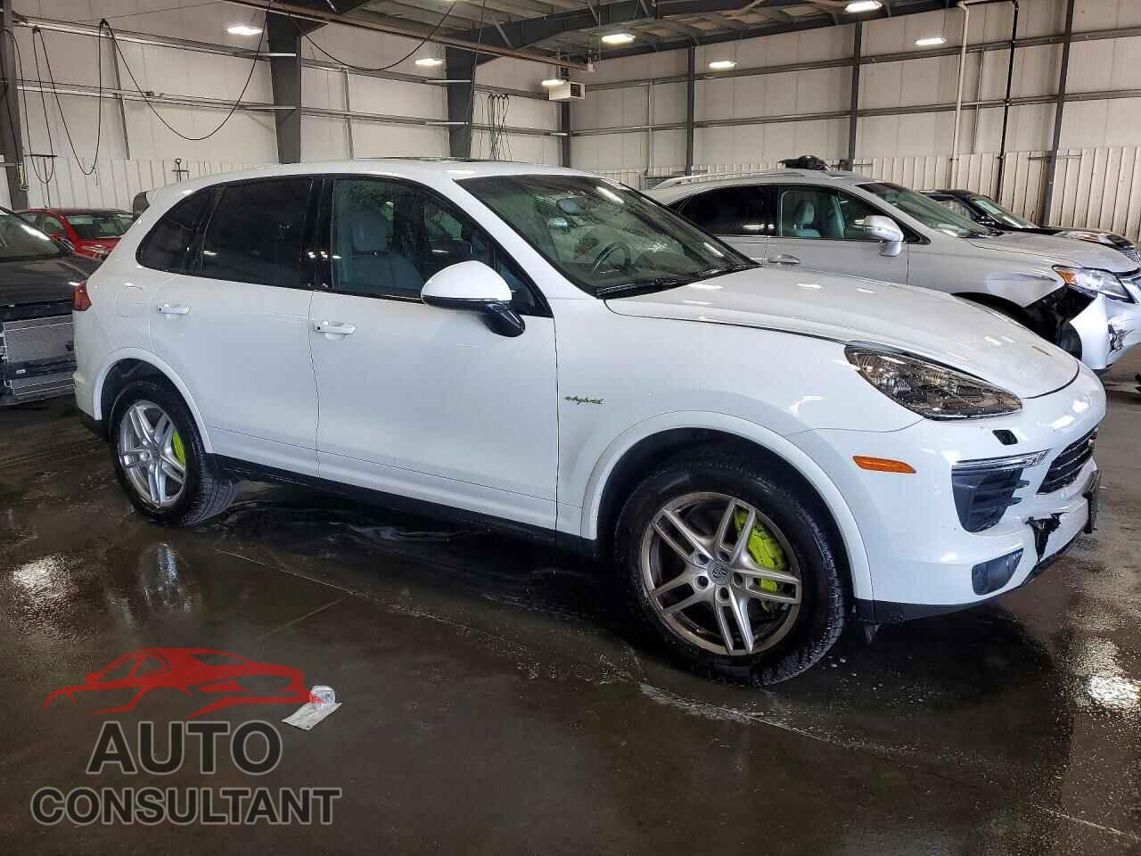 PORSCHE CAYENNE 2017 - WP1AE2A29HLA70641