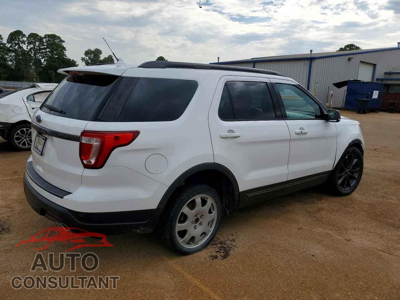 FORD EXPLORER 2018 - 1FM5K7D84JGB07114