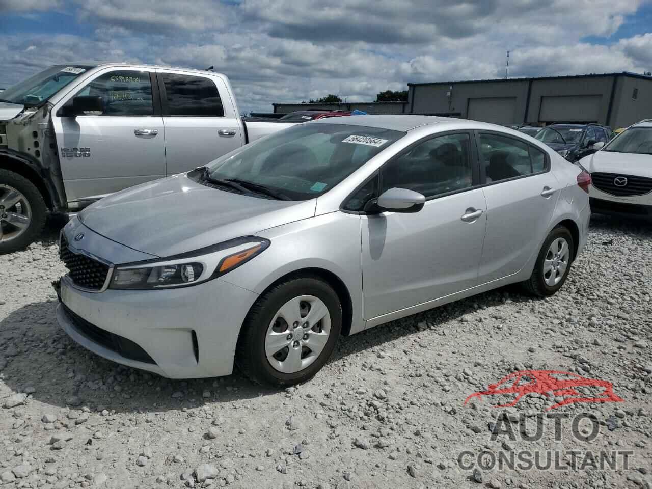 KIA FORTE 2018 - 3KPFK4A75JE203871