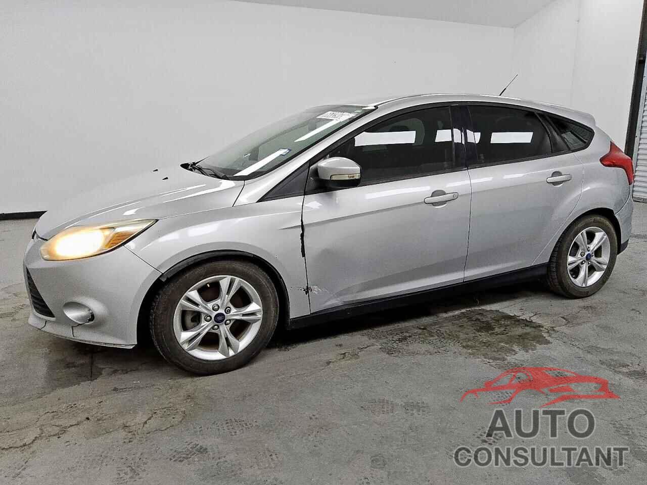 FORD FOCUS 2014 - 1FADP3K22EL138180