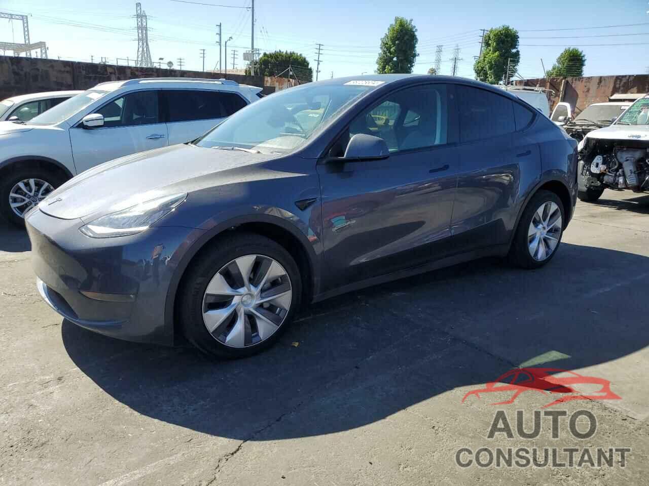 TESLA MODEL Y 2023 - 7SAYGDEE0PA025356