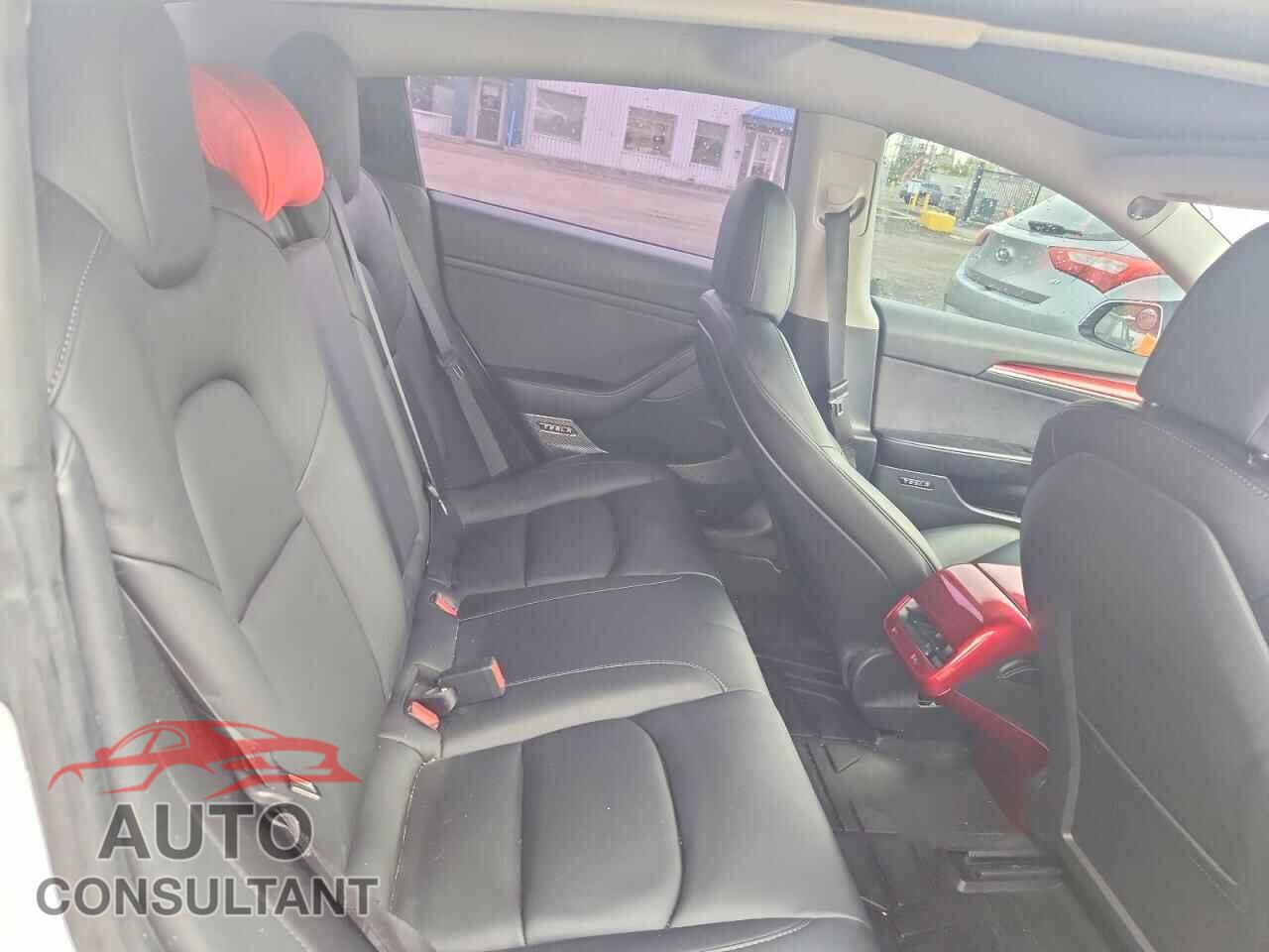 TESLA MODEL 3 2021 - 5YJ3E1EA9MF085241