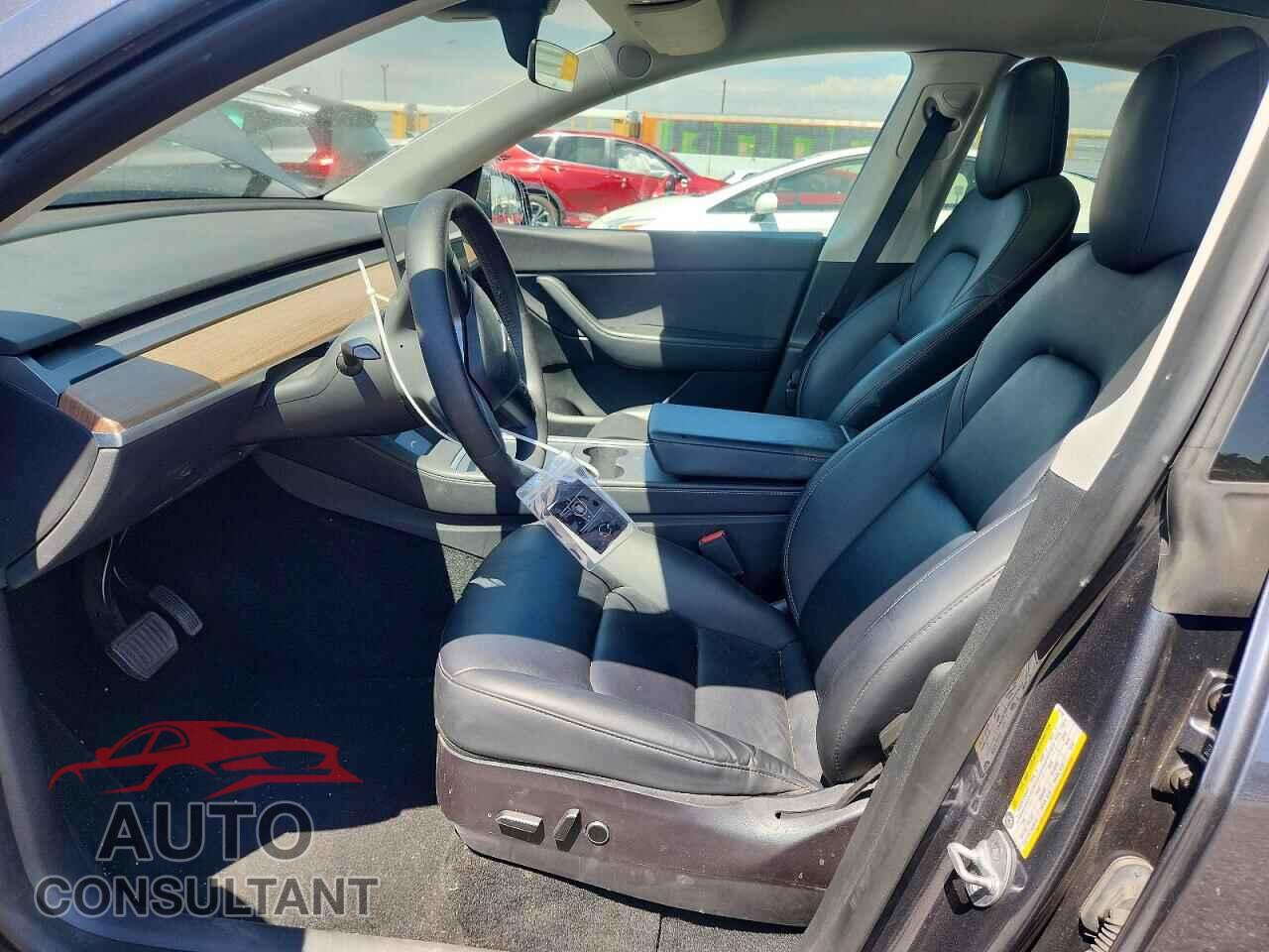 TESLA MODEL Y 2022 - 7SAYGDEE7NF512148