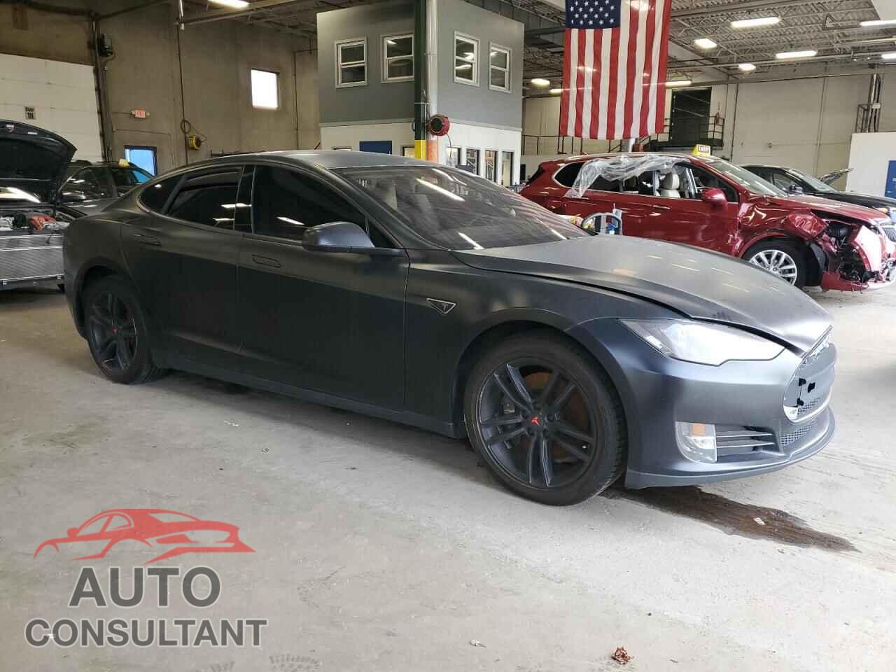 TESLA MODEL S 2013 - 5YJSA1AG4DFP07567