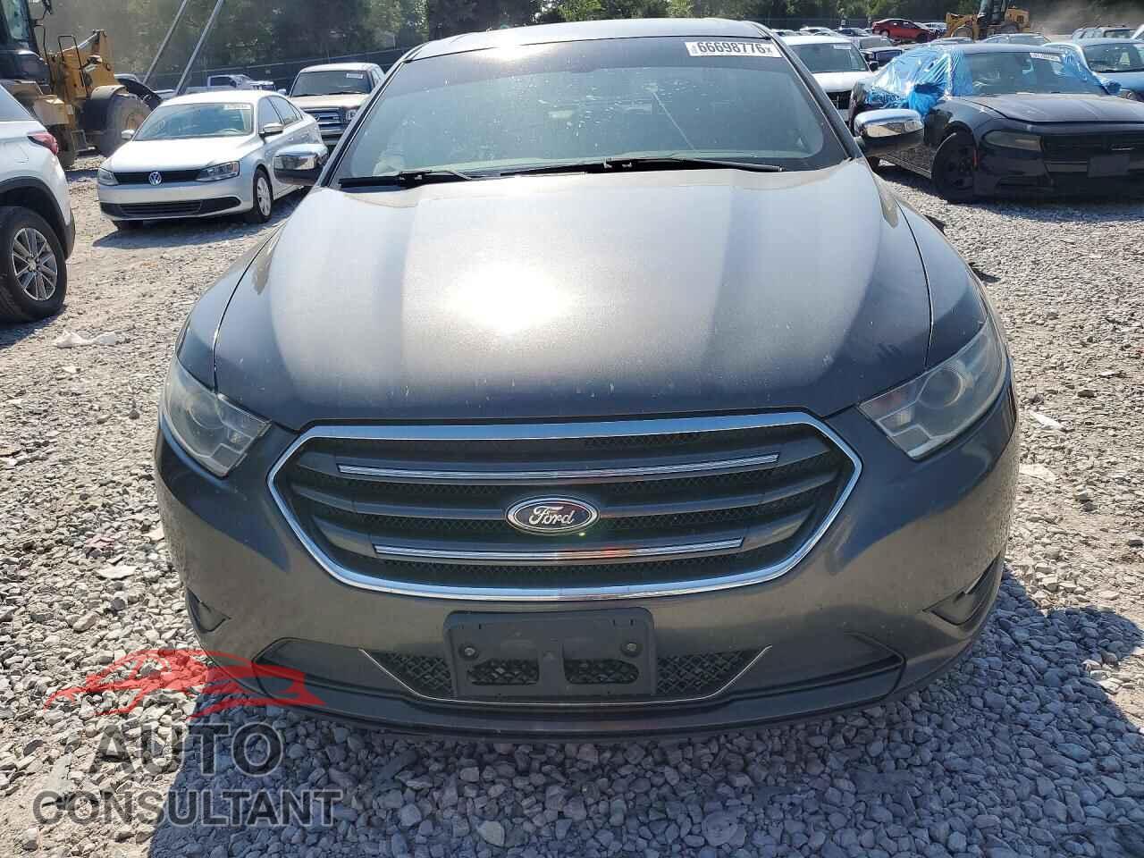 FORD TAURUS 2015 - 1FAHP2F87FG134050