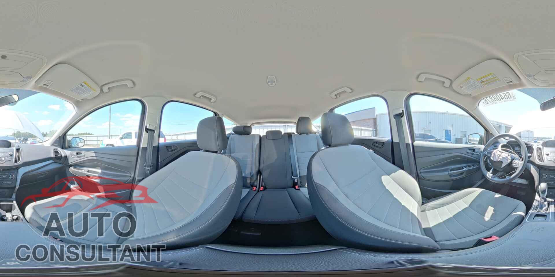 FORD ESCAPE 2019 - 1FMCU0F77KUB94779