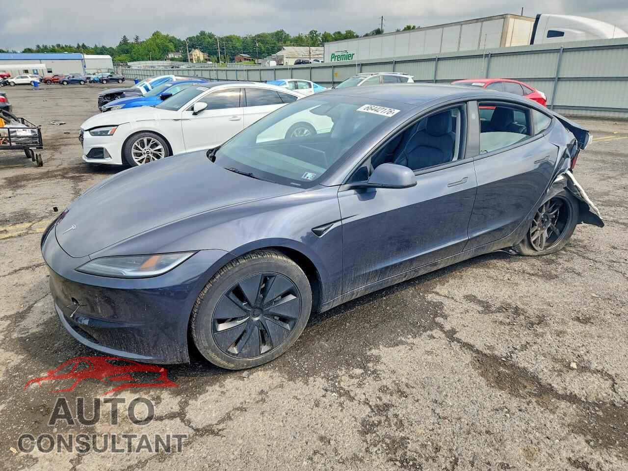 TESLA MODEL 3 2024 - 5YJ3E1EA2RF770737