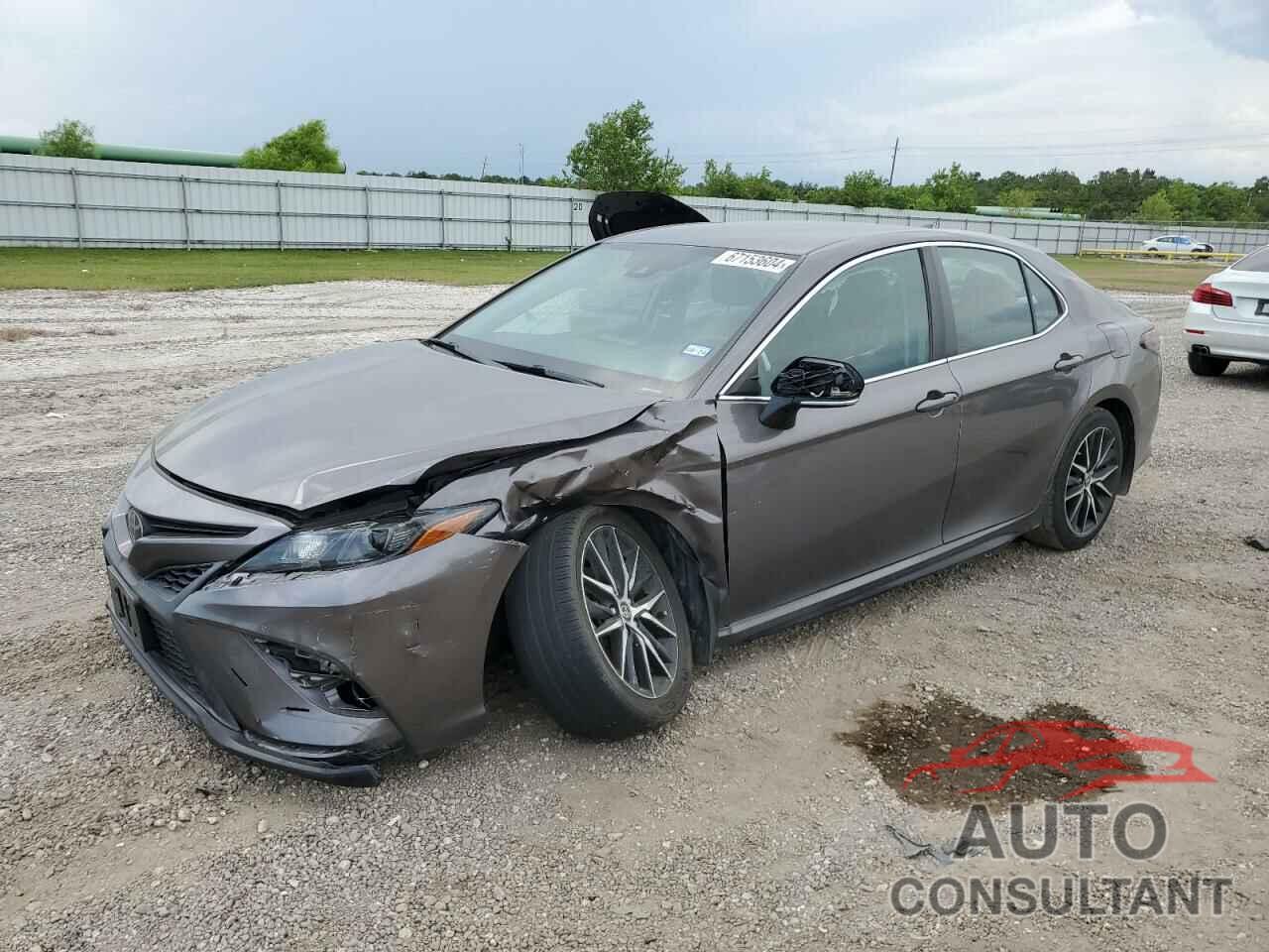 TOYOTA CAMRY 2022 - 4T1G11AK2NU649571