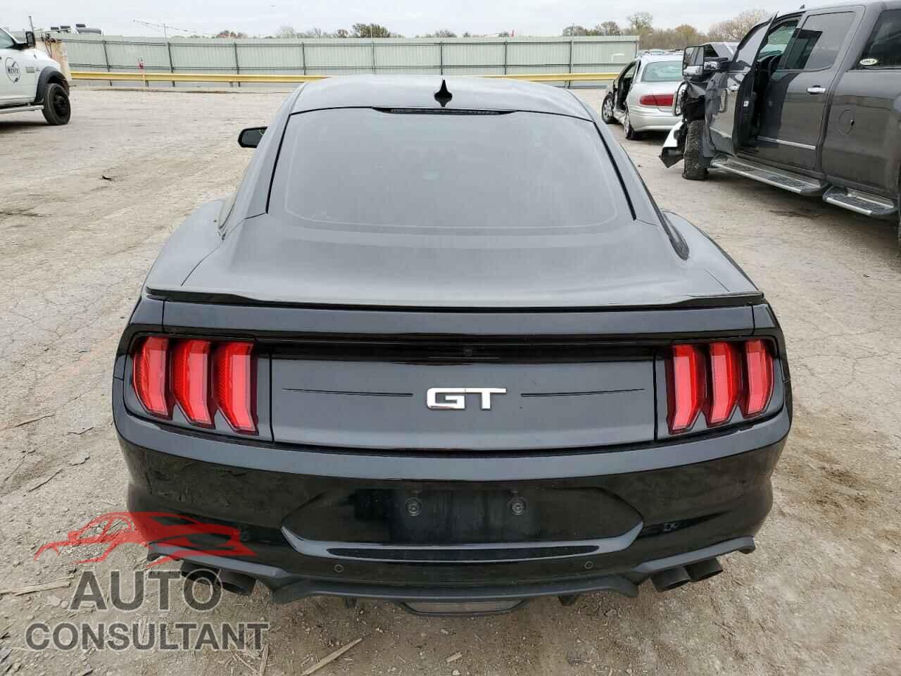 FORD MUSTANG 2021 - 1FA6P8CF8M5117540