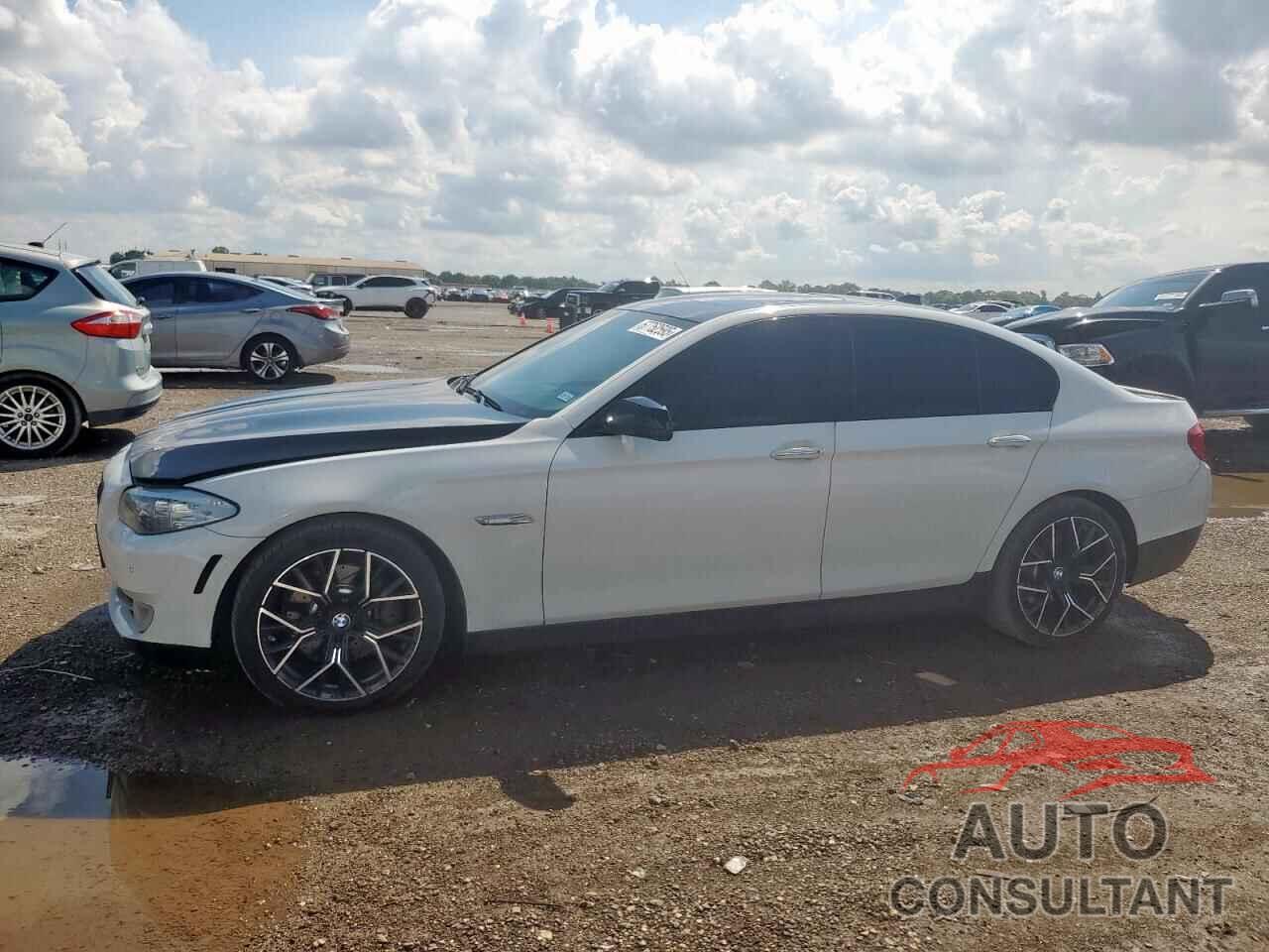 BMW 5 SERIES 2012 - WBAFR7C54CC812899