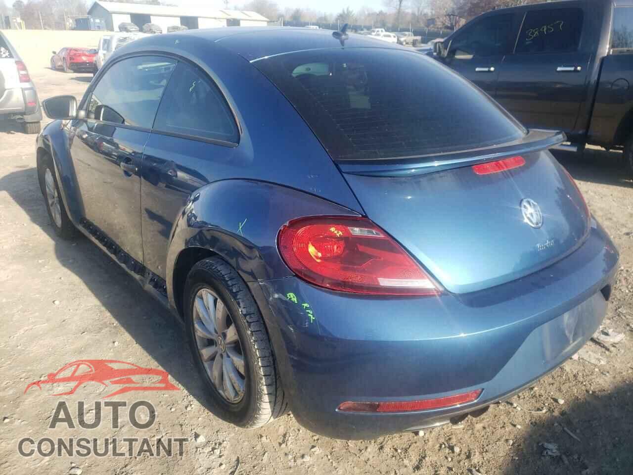 VOLKSWAGEN BEETLE 2017 - 3VWF17AT7HM626577