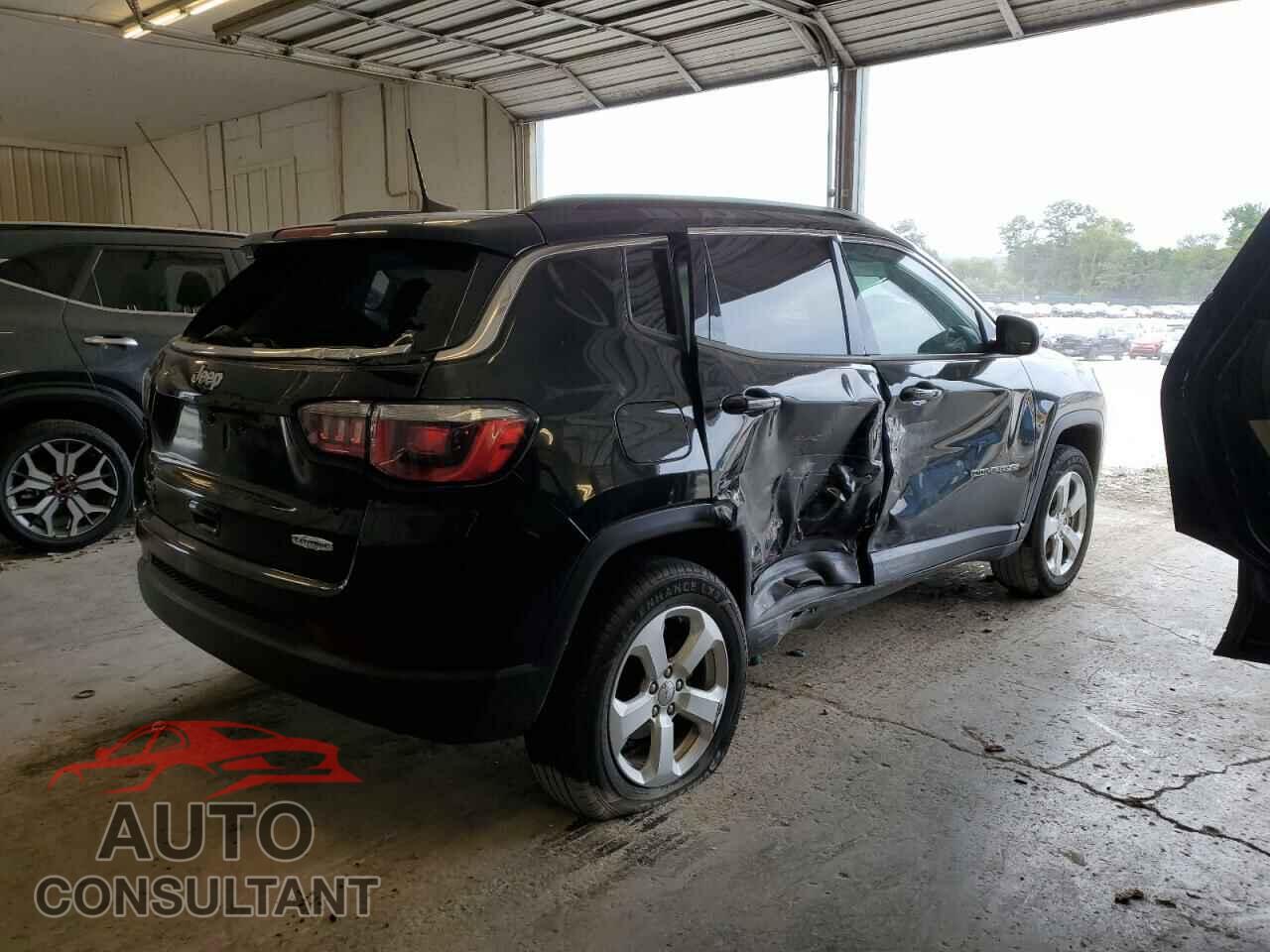 JEEP COMPASS 2018 - 3C4NJDBB2JT373473