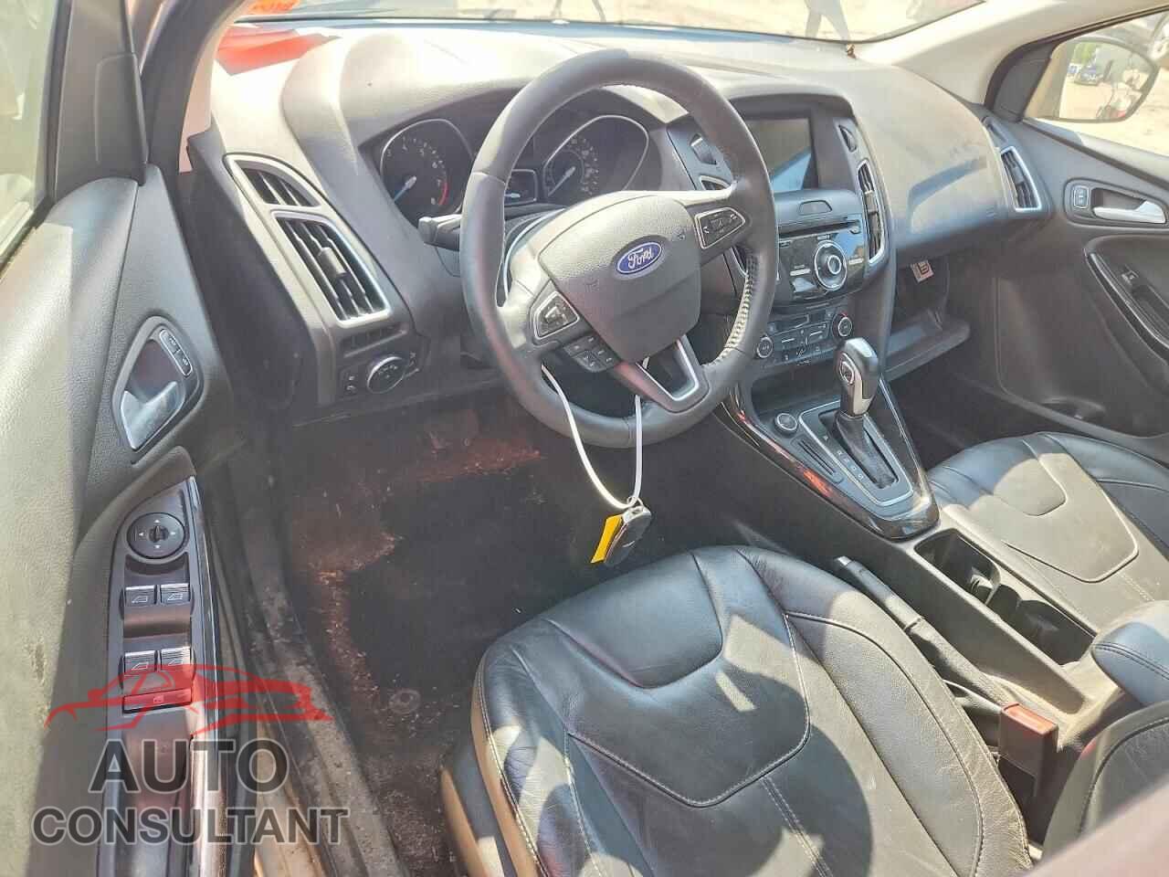 FORD FOCUS 2016 - 1FADP3N28GL320299