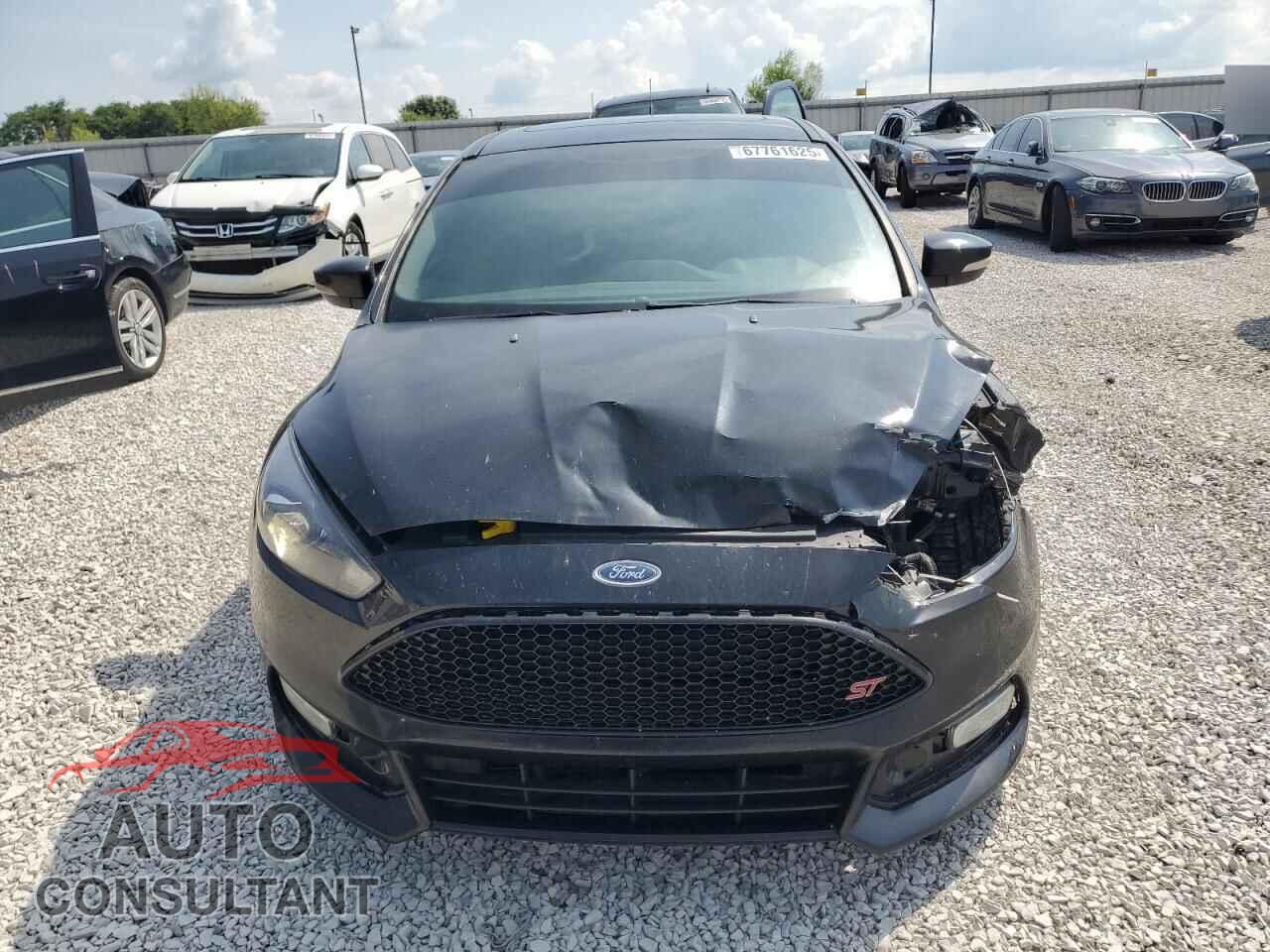 FORD FOCUS 2017 - 1FADP3L97HL298006