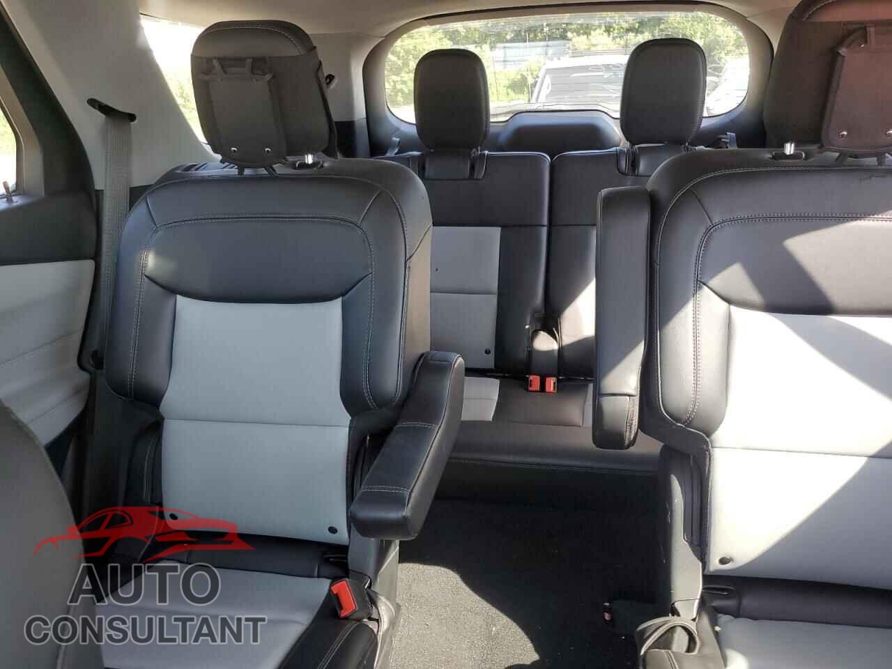 FORD EXPLORER 2023 - 1FMSK8DH2PGB09266