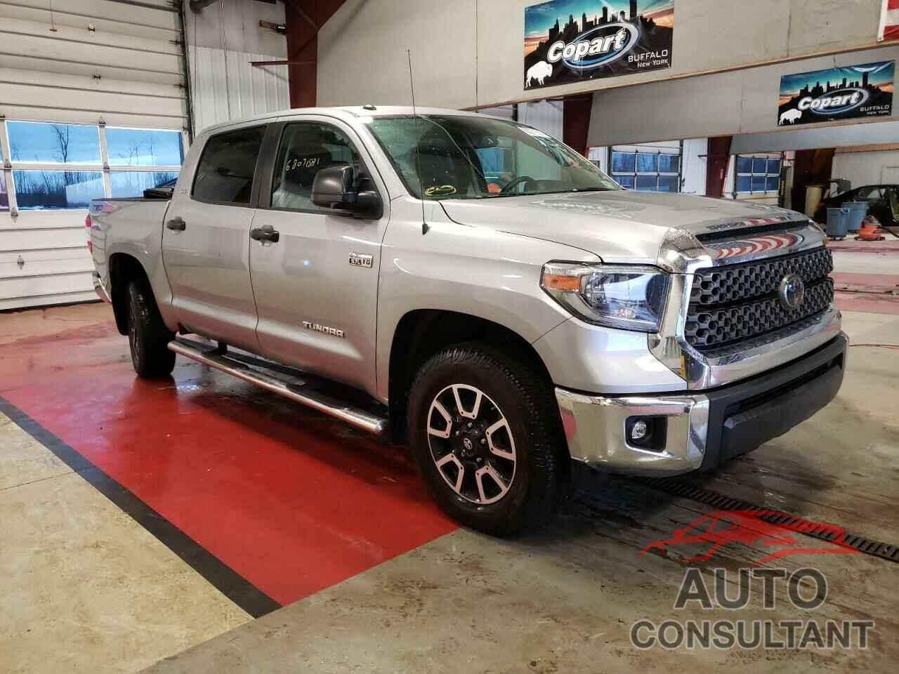 TOYOTA TUNDRA 2018 - 5TFDY5F13JX704242