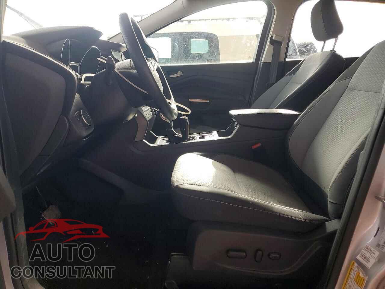 FORD ESCAPE 2019 - 1FMCU9GD7KUB06953