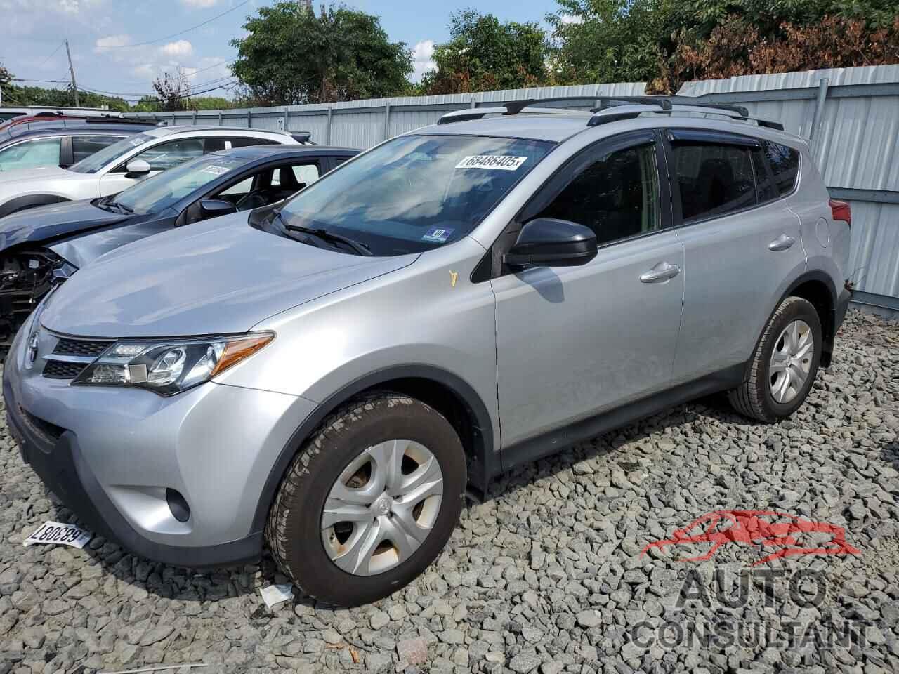 TOYOTA RAV4 2015 - JTMBFREV0FD167671