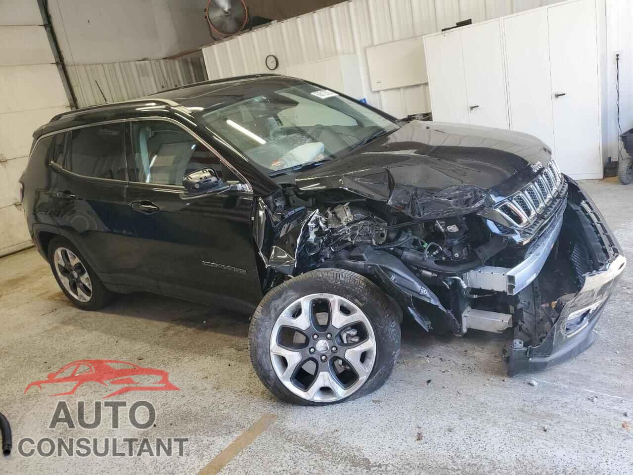 JEEP COMPASS 2018 - 3C4NJDCB0JT401348