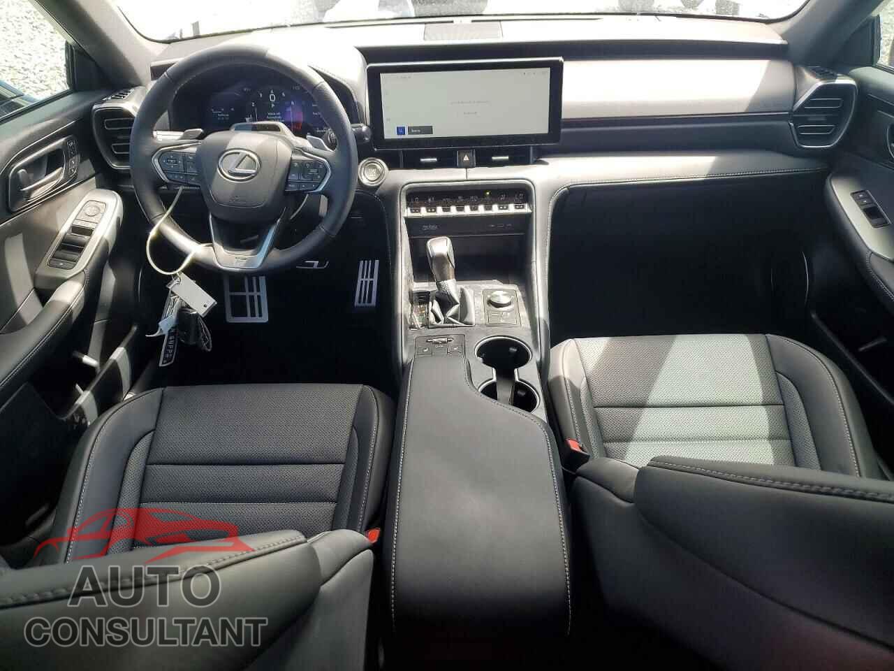 LEXUS IS 2026 - JTHGZ1B2XT5103991