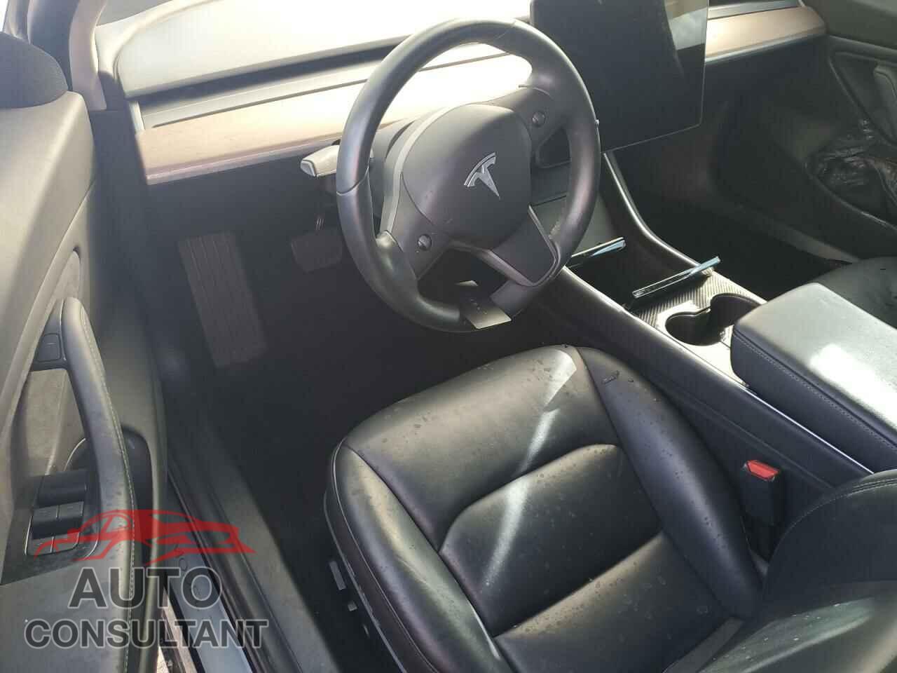 TESLA MODEL 3 2019 - 5YJ3E1EA6KF309353
