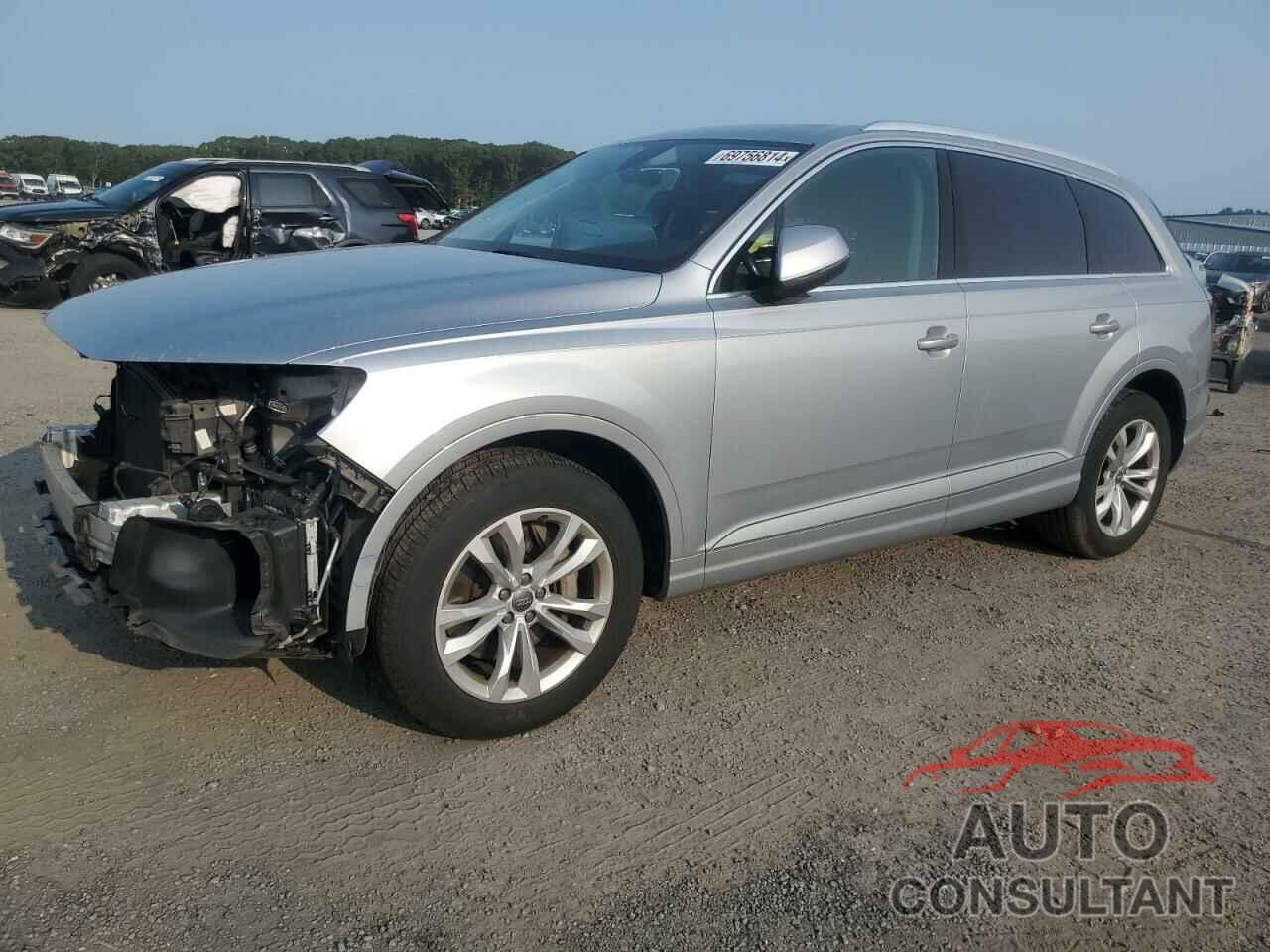 AUDI Q7 2018 - WA1LAAF74JD027288