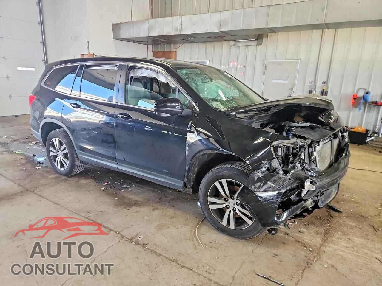 HONDA PILOT 2017 - 5FNYF6H52HB018730