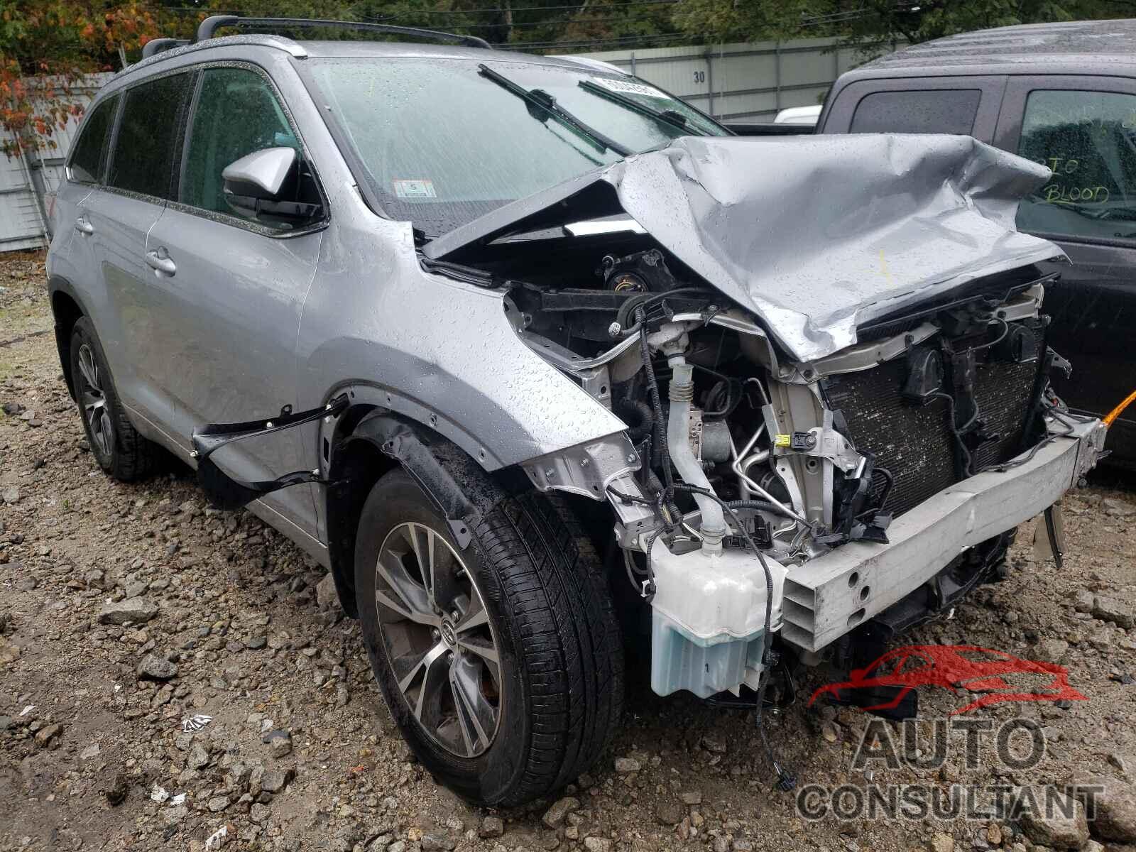 TOYOTA HIGHLANDER 2016 - 5TDJKRFH3GS272193