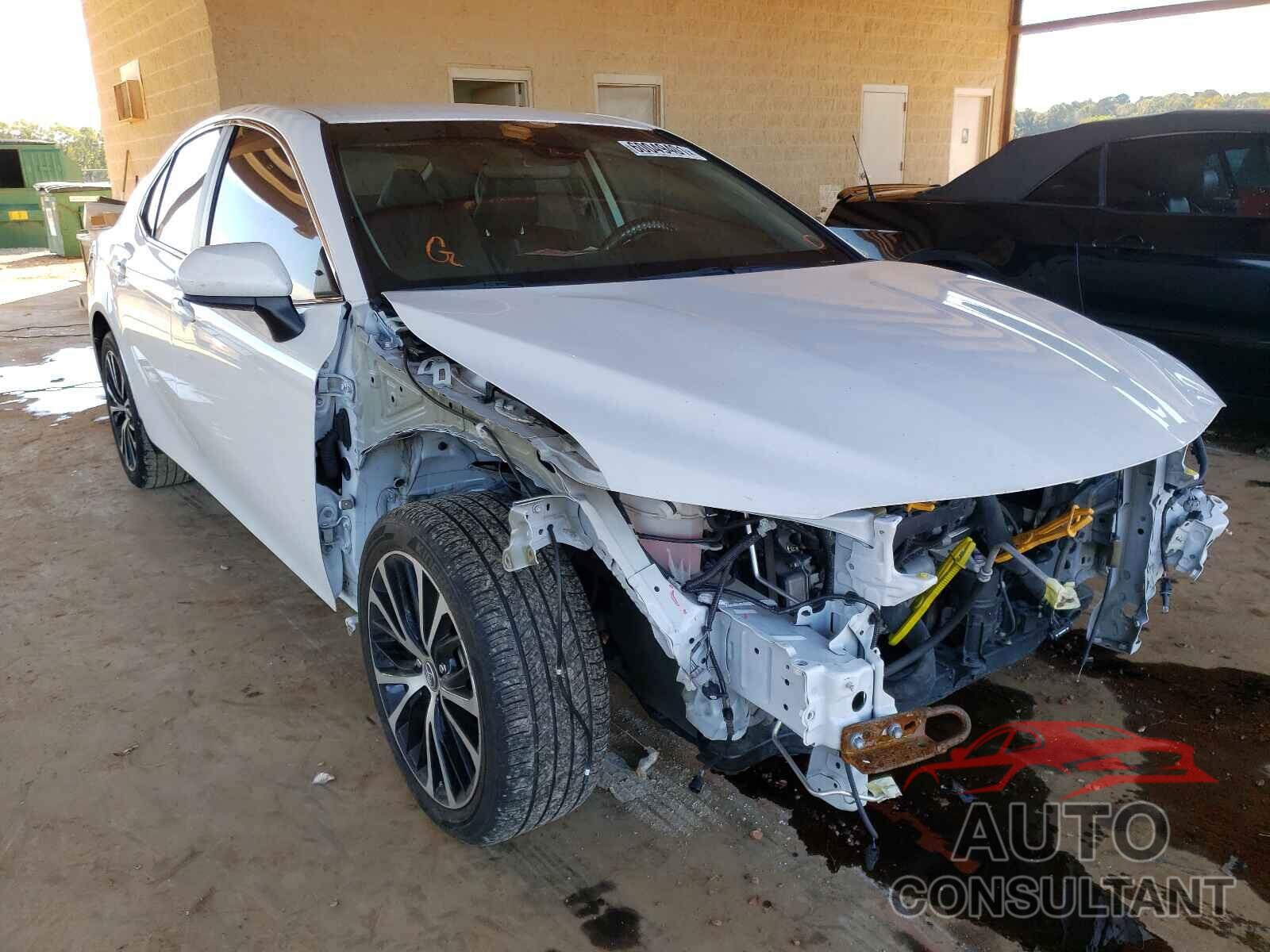 TOYOTA CAMRY 2019 - 4T1B11HK7KU170901