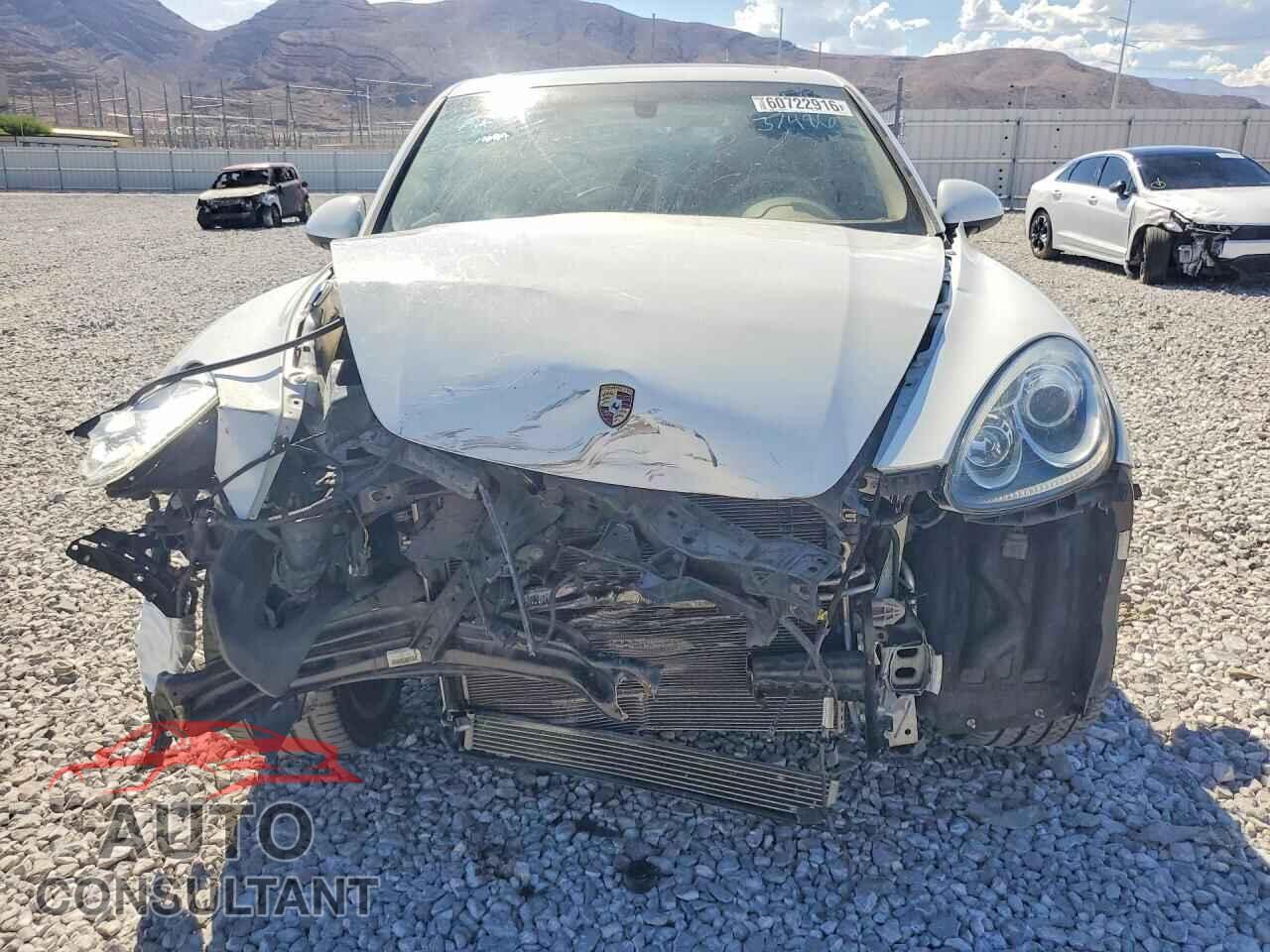 PORSCHE CAYENNE 2013 - WP1AB2A27DLA84749