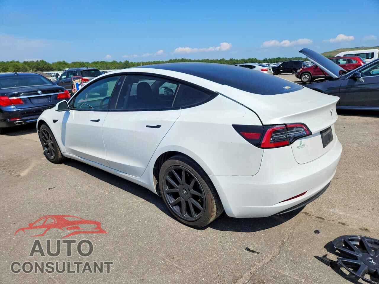 TESLA MODEL 3 2021 - 5YJ3E1EA0MF090103