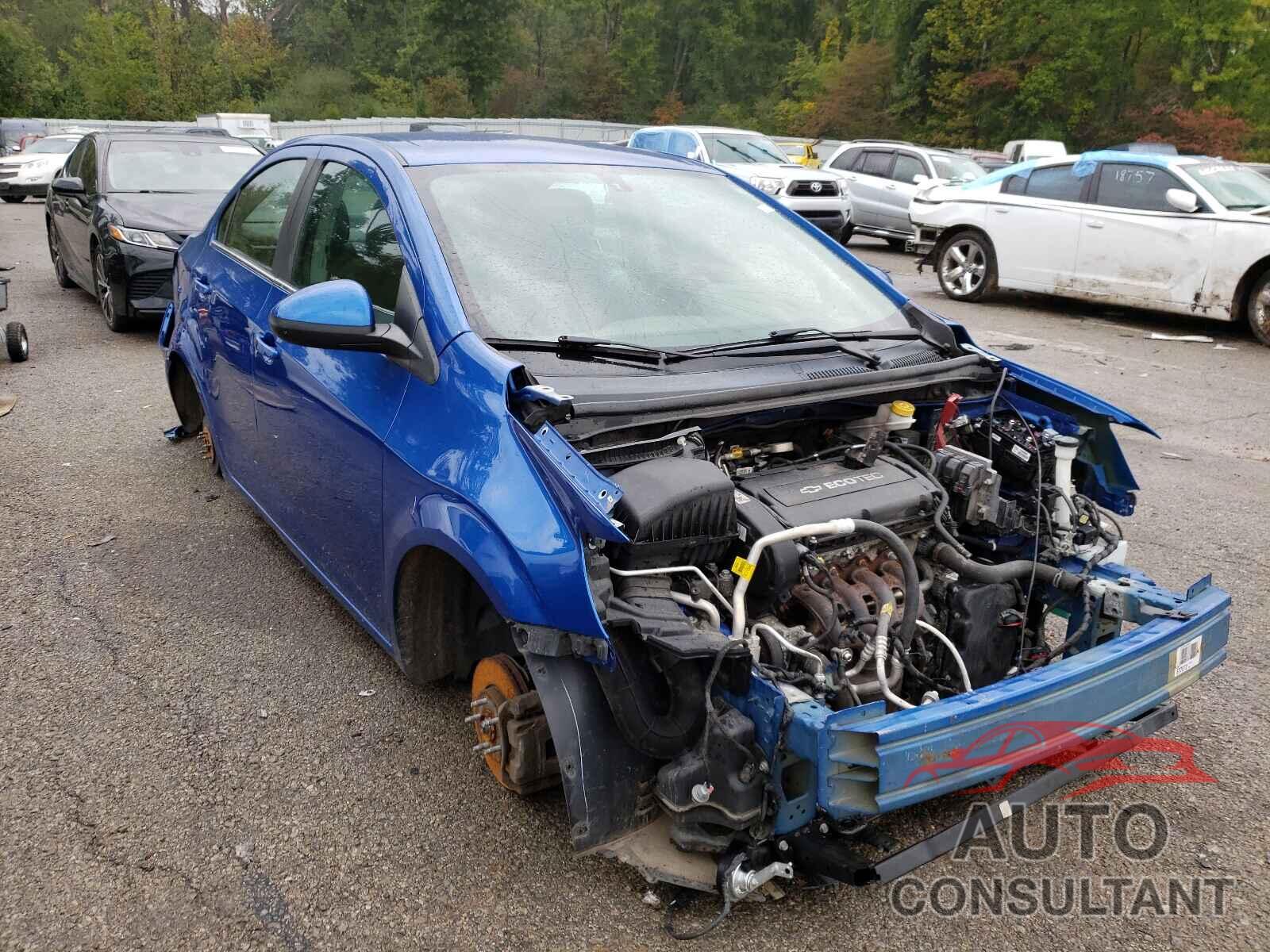 CHEVROLET SONIC 2017 - 1G1JD5SH6H4130564