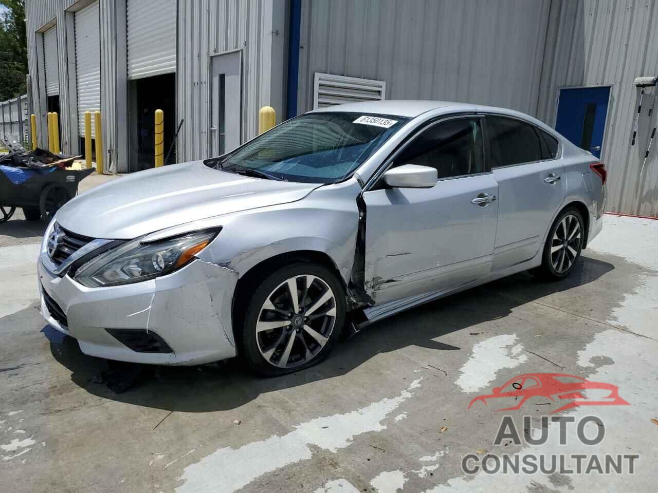 NISSAN ALTIMA 2017 - 1N4AL3AP8HN326495