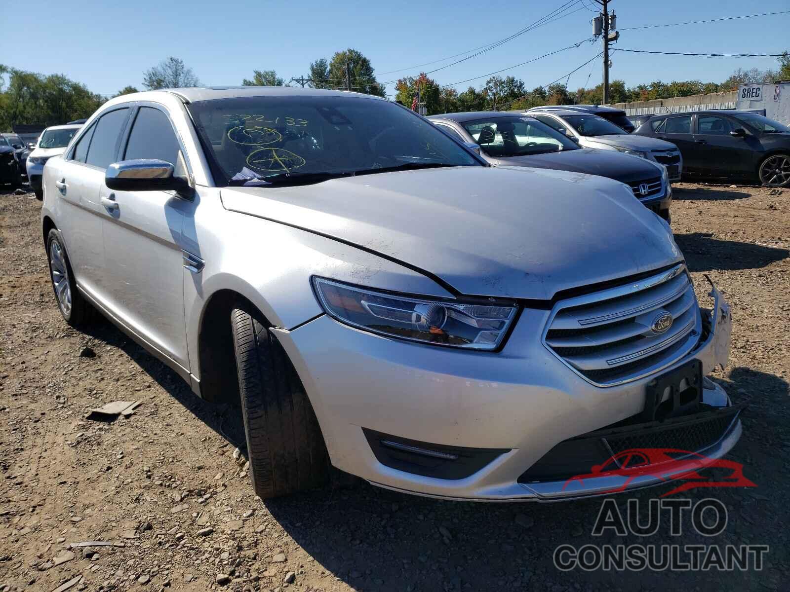 FORD TAURUS 2017 - 1FAHP2F82HG121550