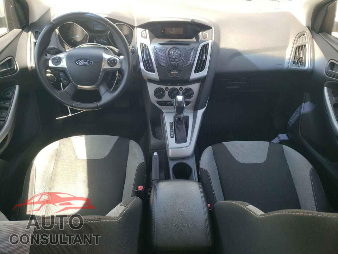 FORD FOCUS 2012 - 1FAHP3K28CL302871