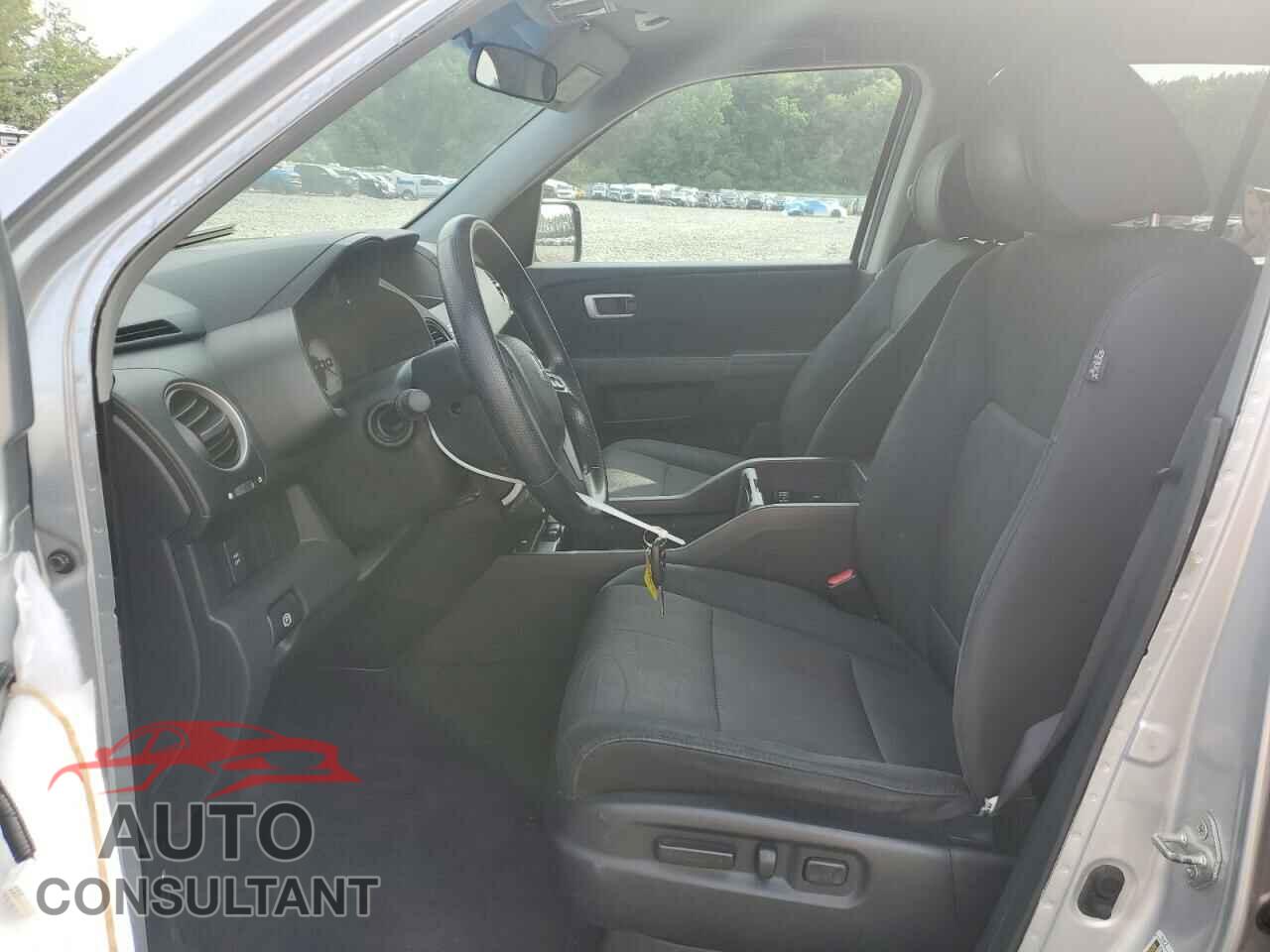 HONDA PILOT 2011 - 5FNYF4H46BB075192