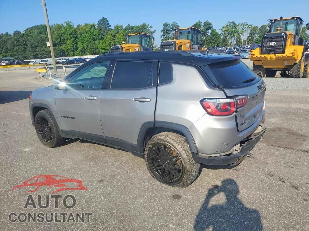 JEEP COMPASS 2019 - 3C4NJDBB8KT621226