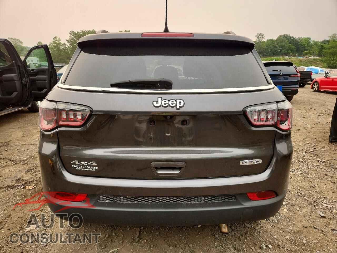 JEEP COMPASS 2019 - 3C4NJDBB9KT812895